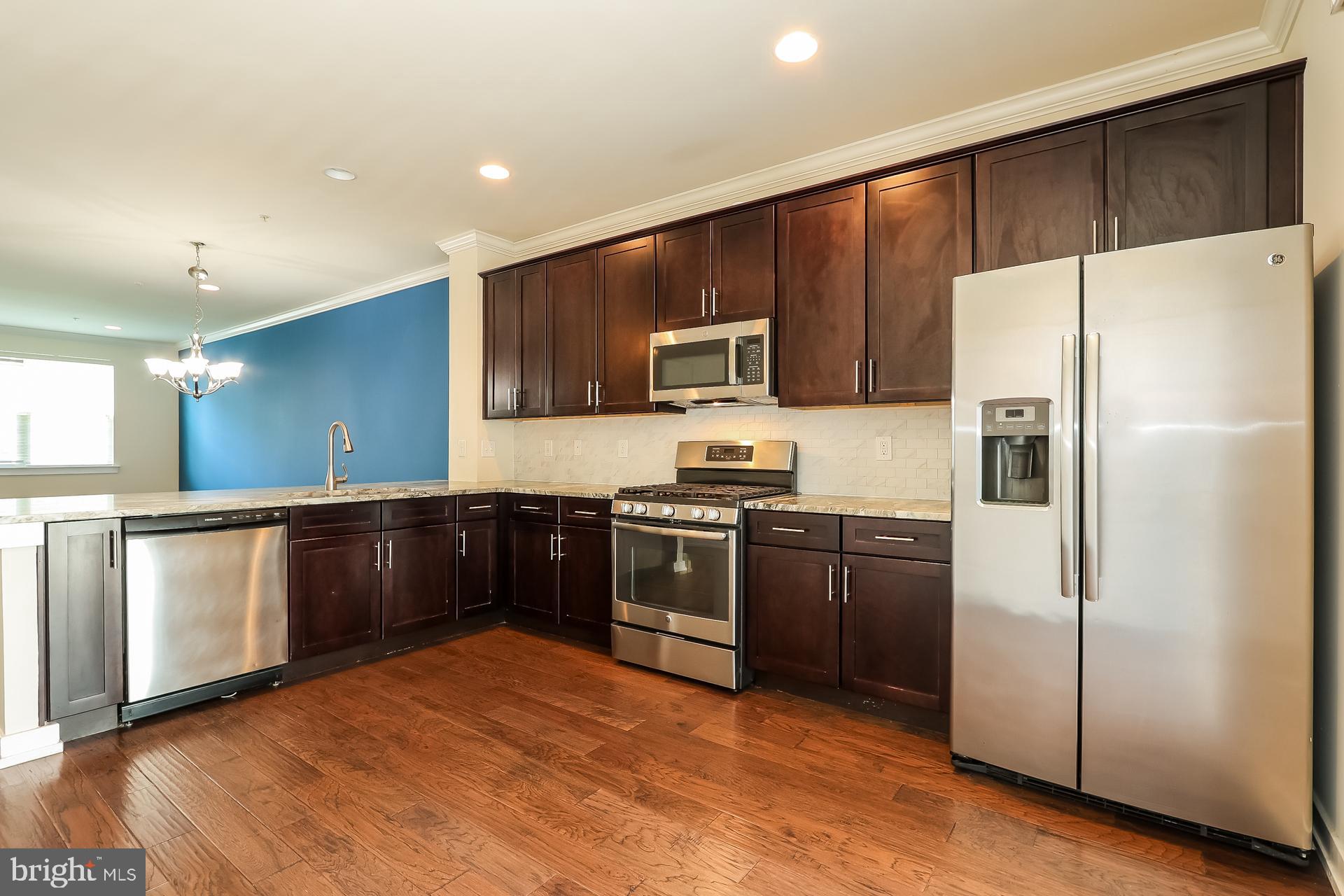 WATERSIDE - Residential Lease