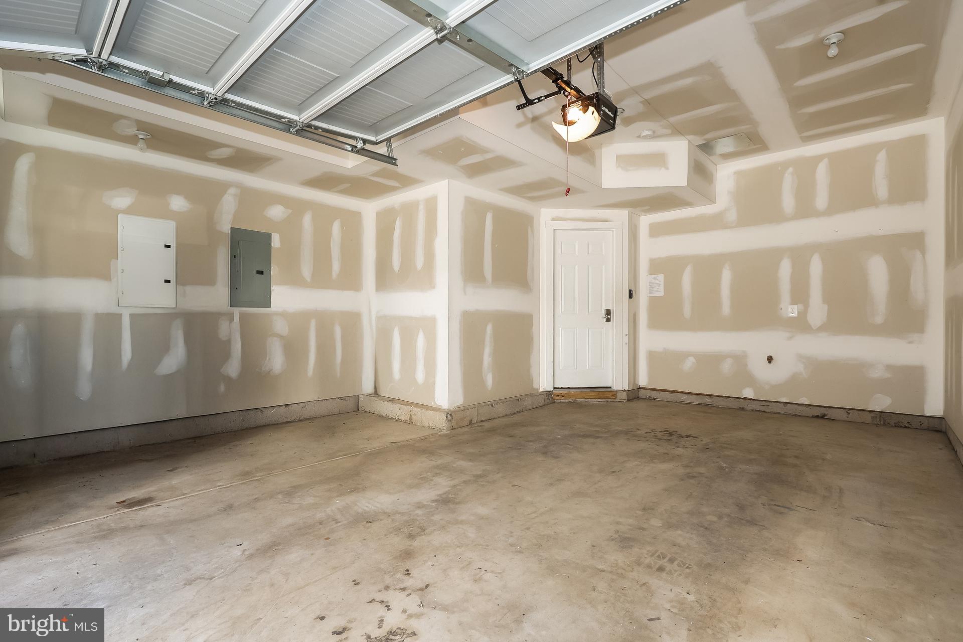 WATERSIDE - Residential Lease