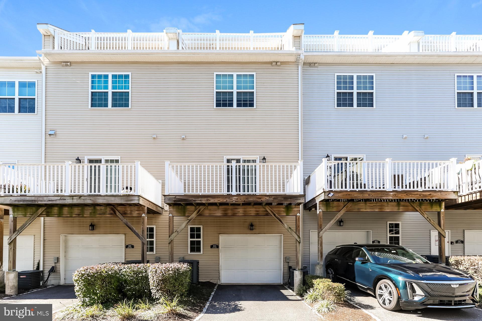 WATERSIDE - Residential Lease