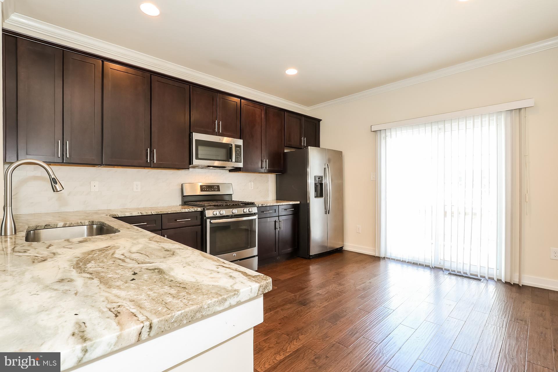 WATERSIDE - Residential Lease