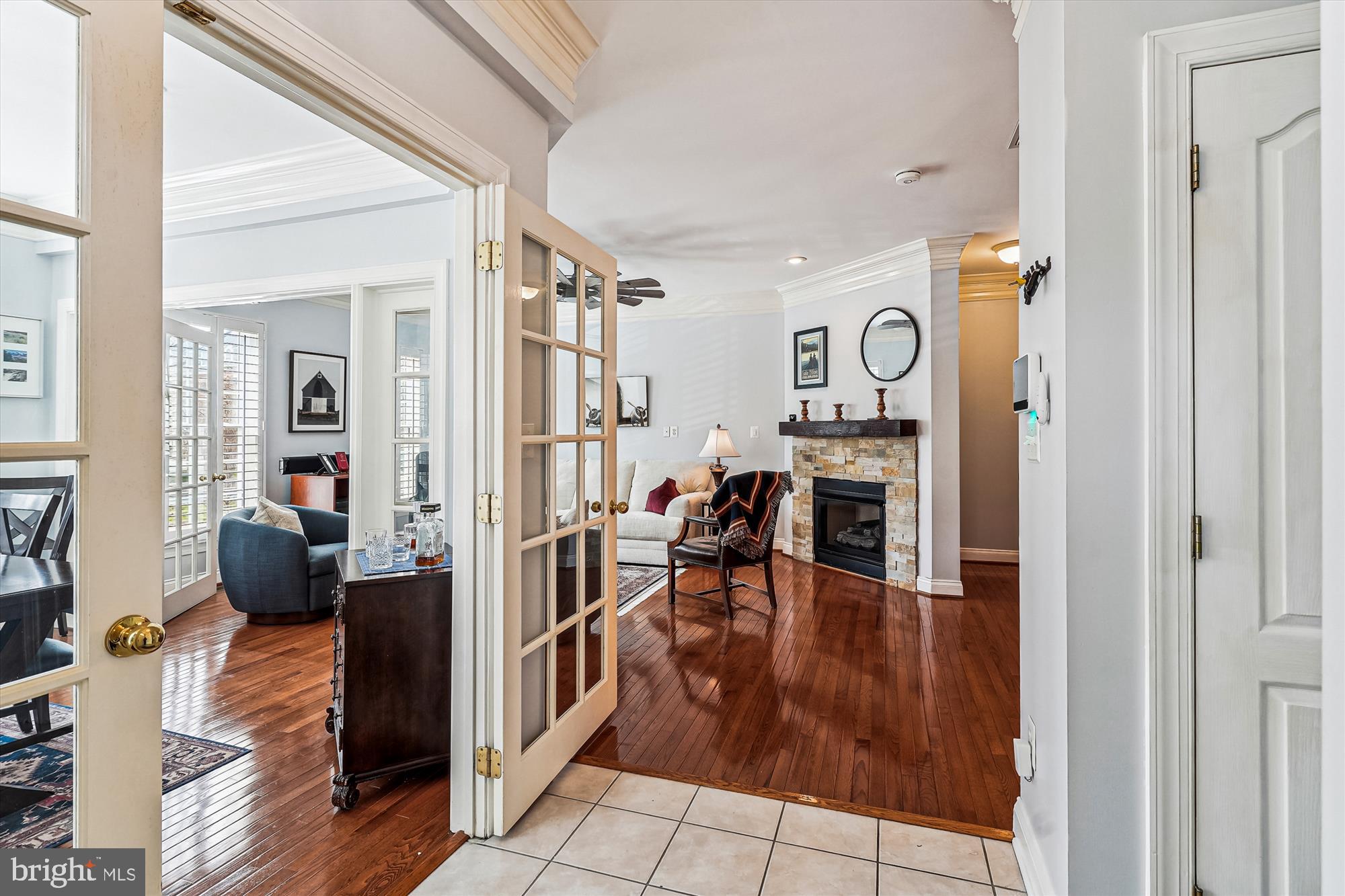 5109 KNAPP PLACE