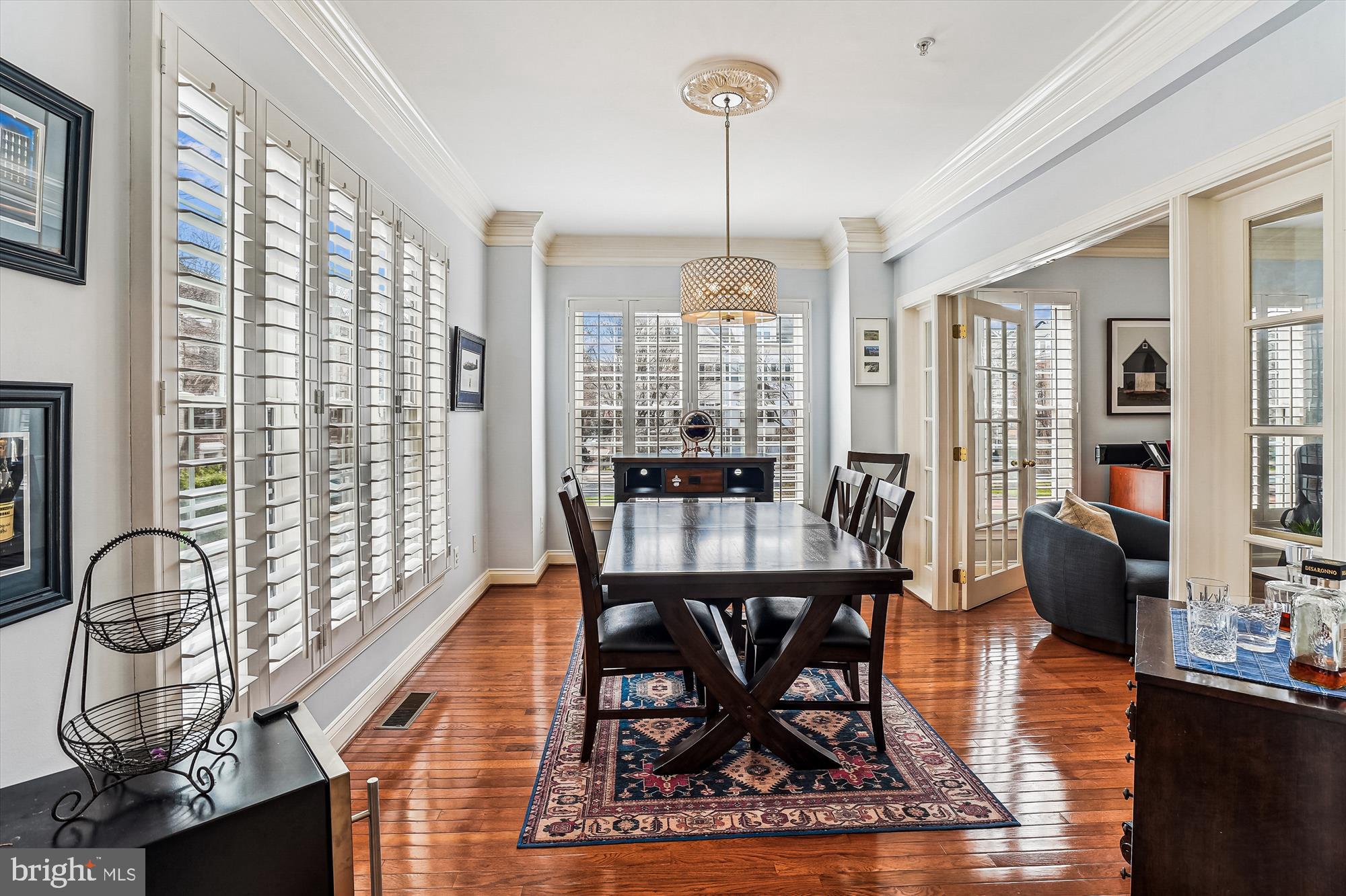 5109 KNAPP PLACE