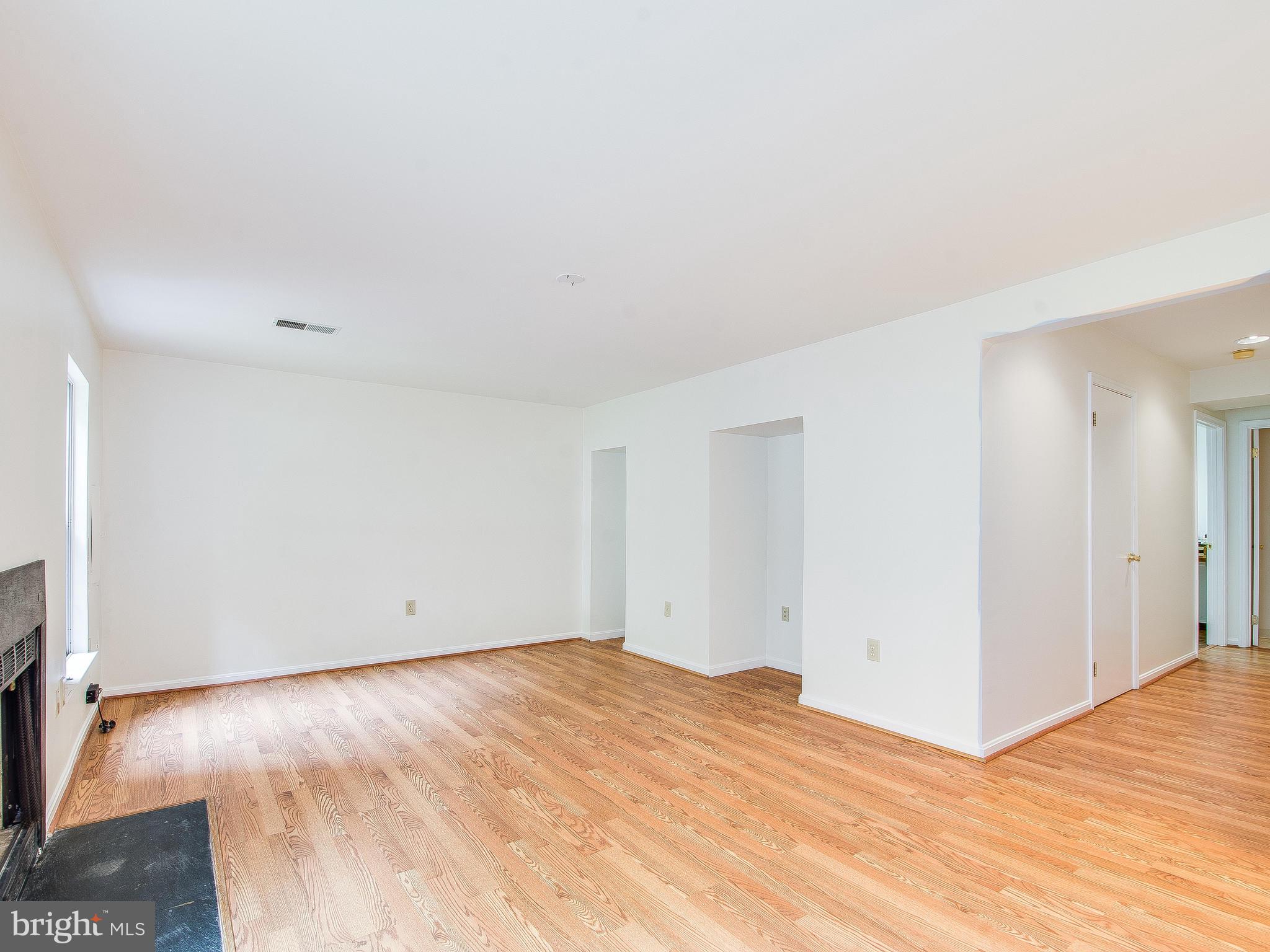 FOREST ESTATES - Residential Lease