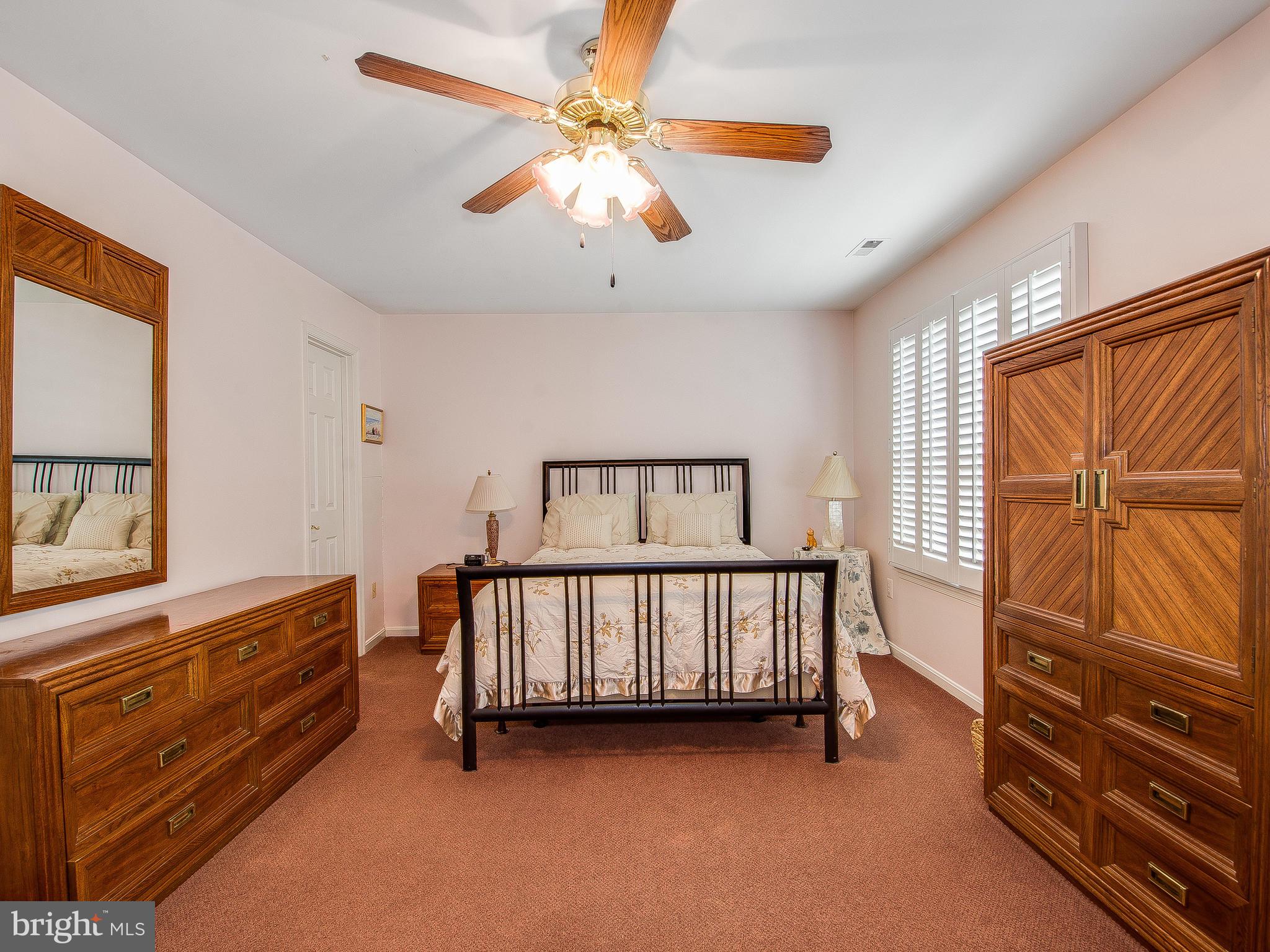 FOREST ESTATES - Residential Lease