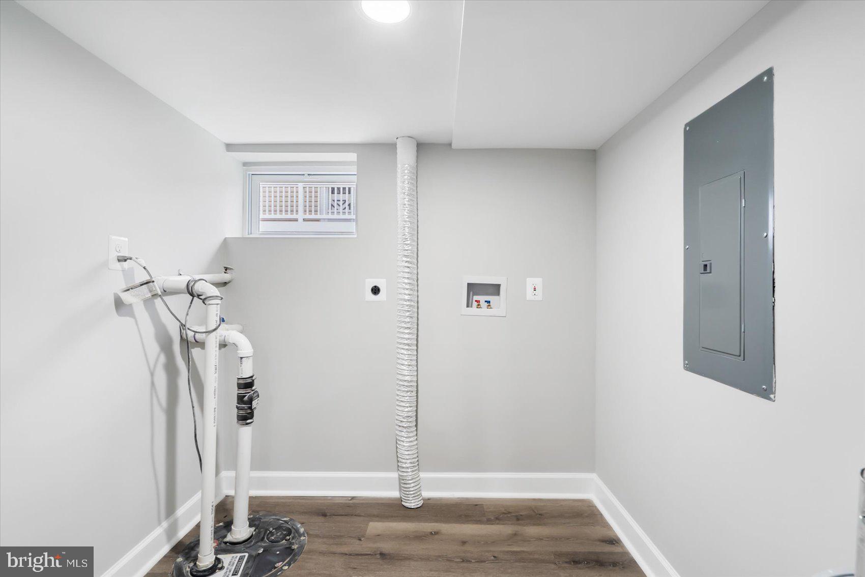 CEDAR CREST - Residential