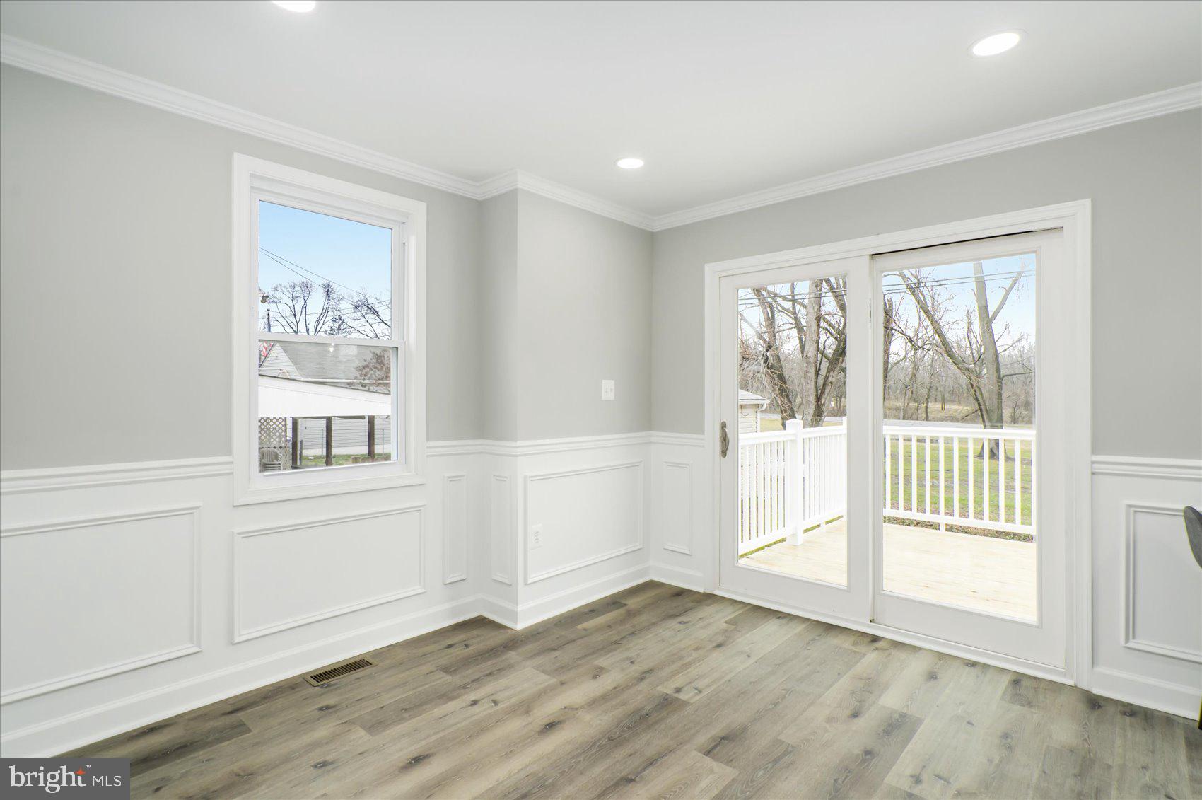 CEDAR CREST - Residential