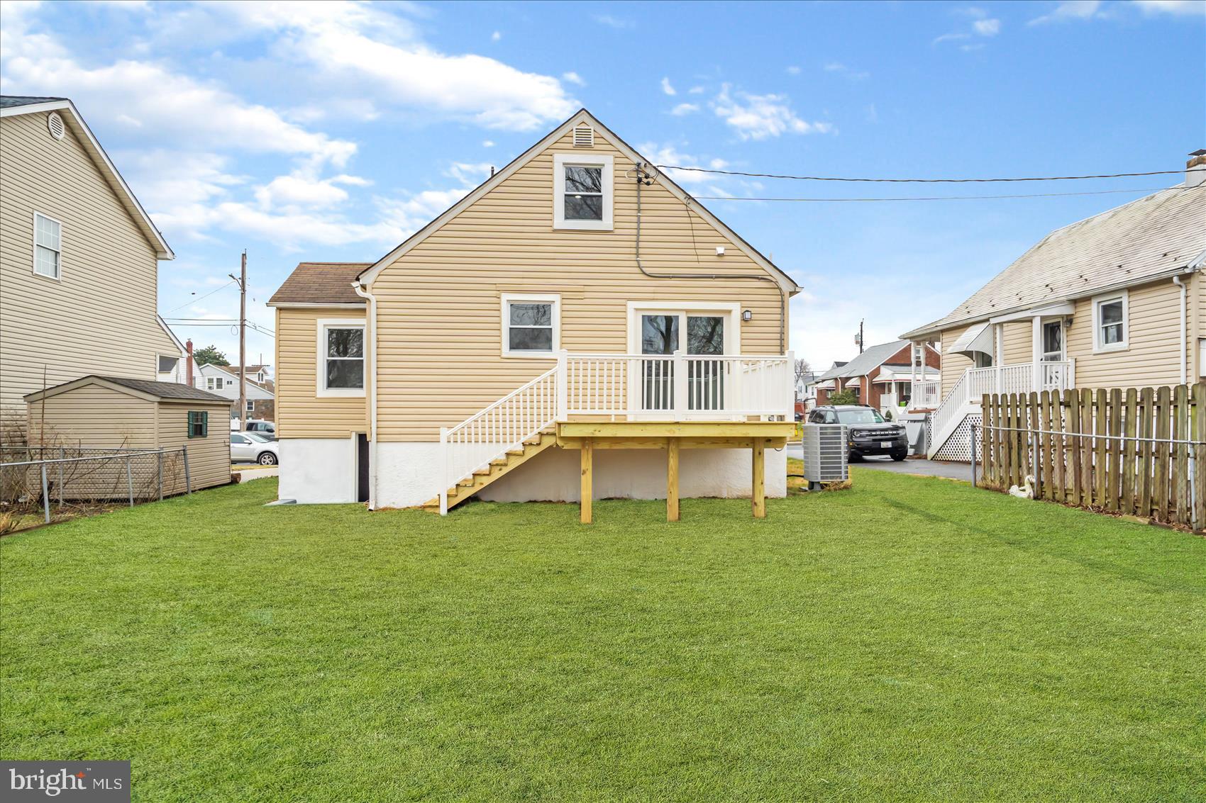 CEDAR CREST - Residential