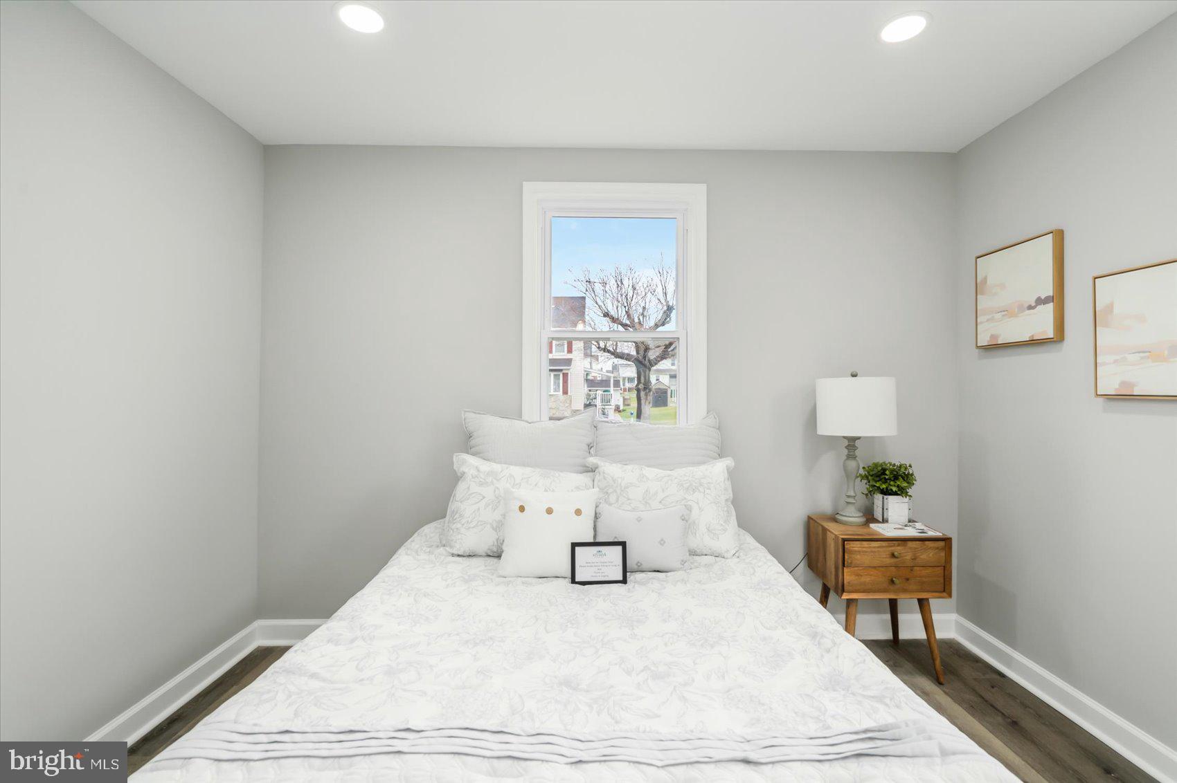 CEDAR CREST - Residential