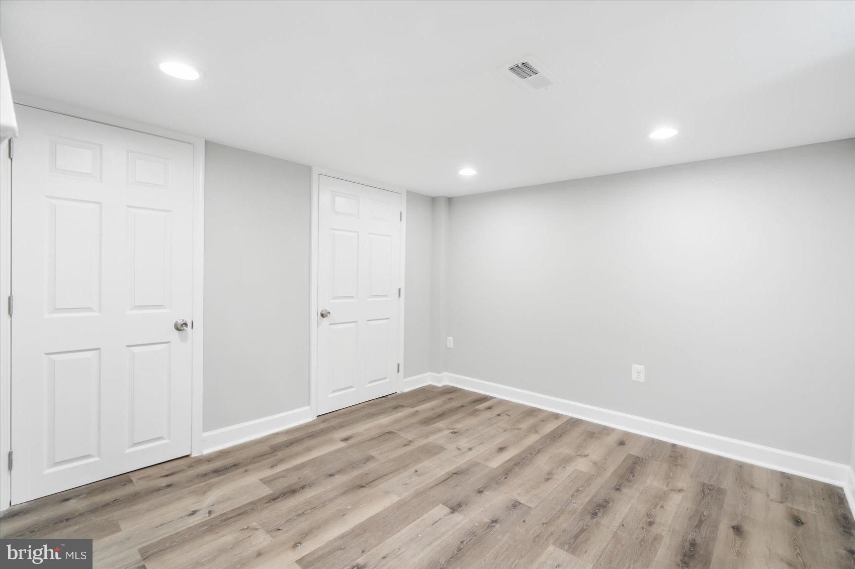 CEDAR CREST - Residential