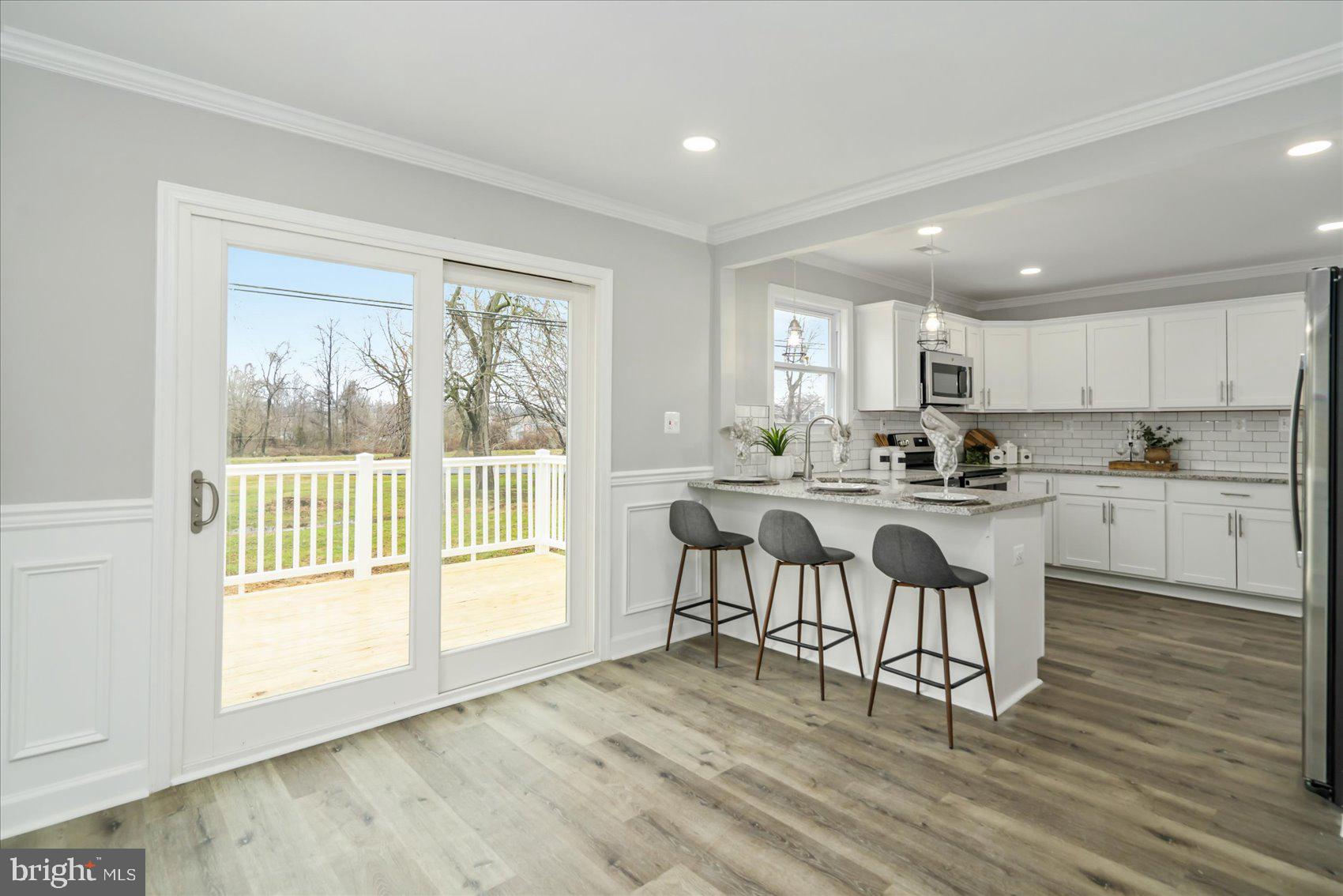 CEDAR CREST - Residential