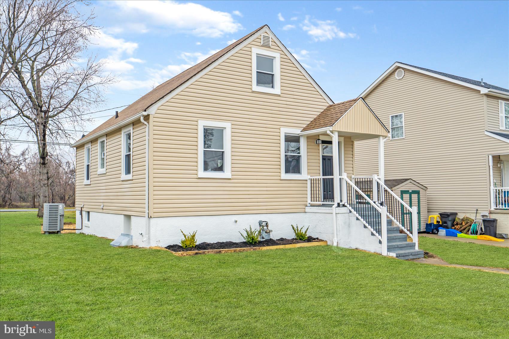 CEDAR CREST - Residential