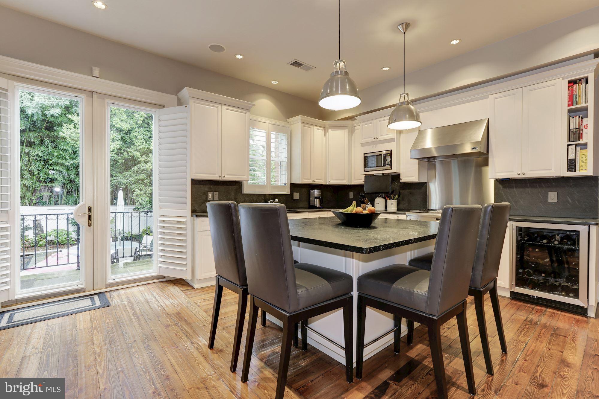 GEORGETOWN - Residential
