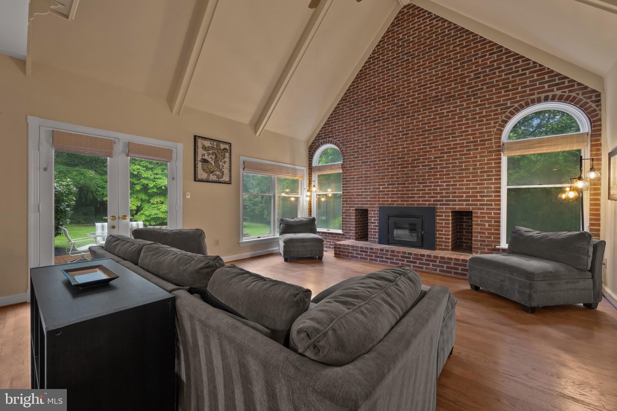 KALMIA FARMS - Residential