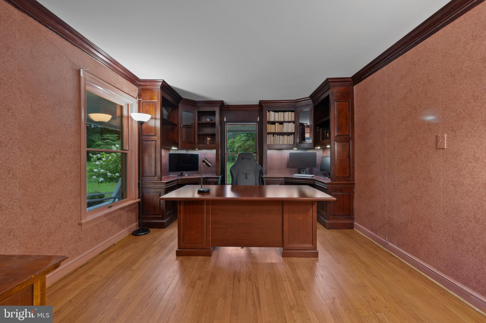 KALMIA FARMS - Residential