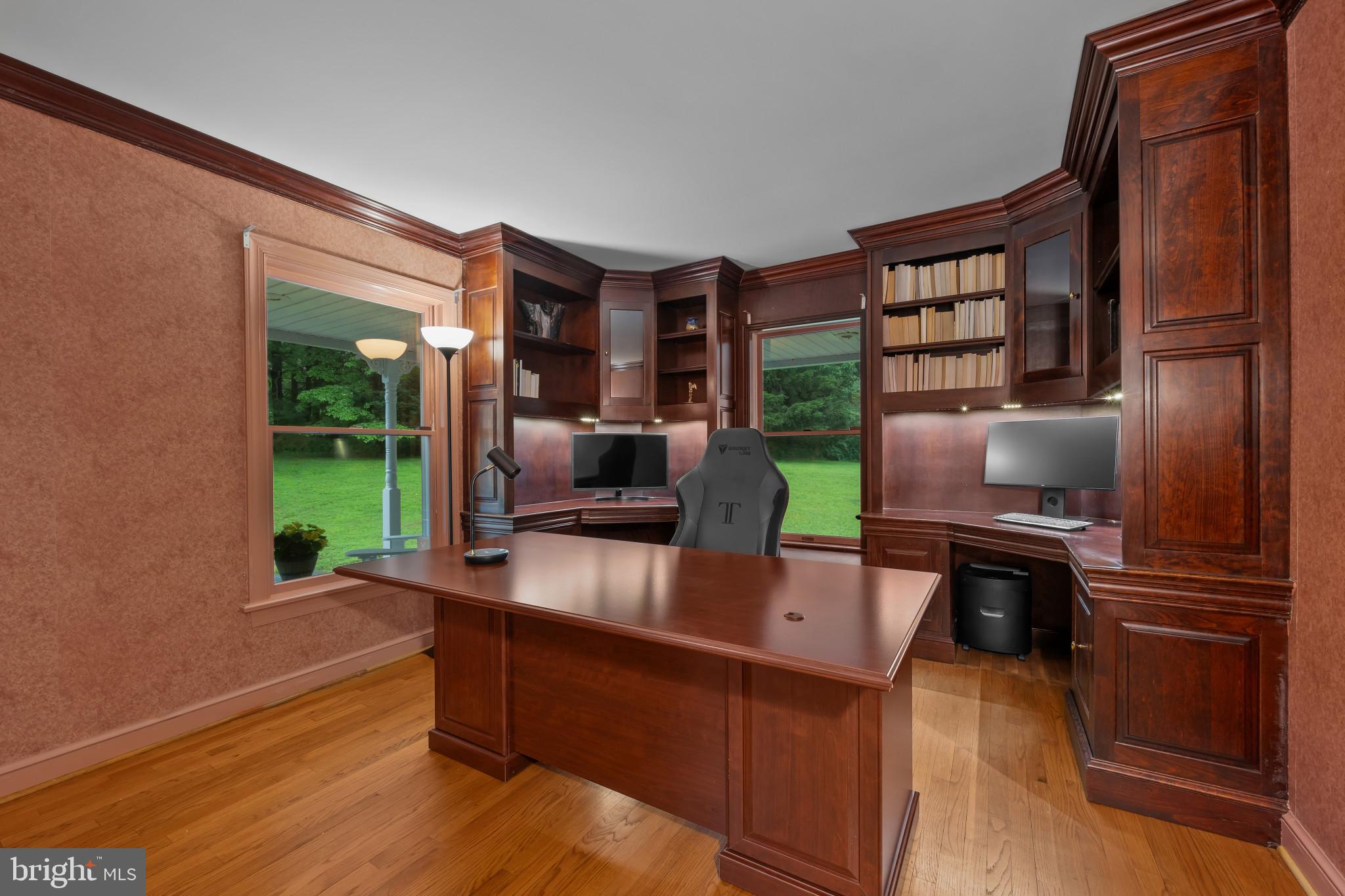 KALMIA FARMS - Residential