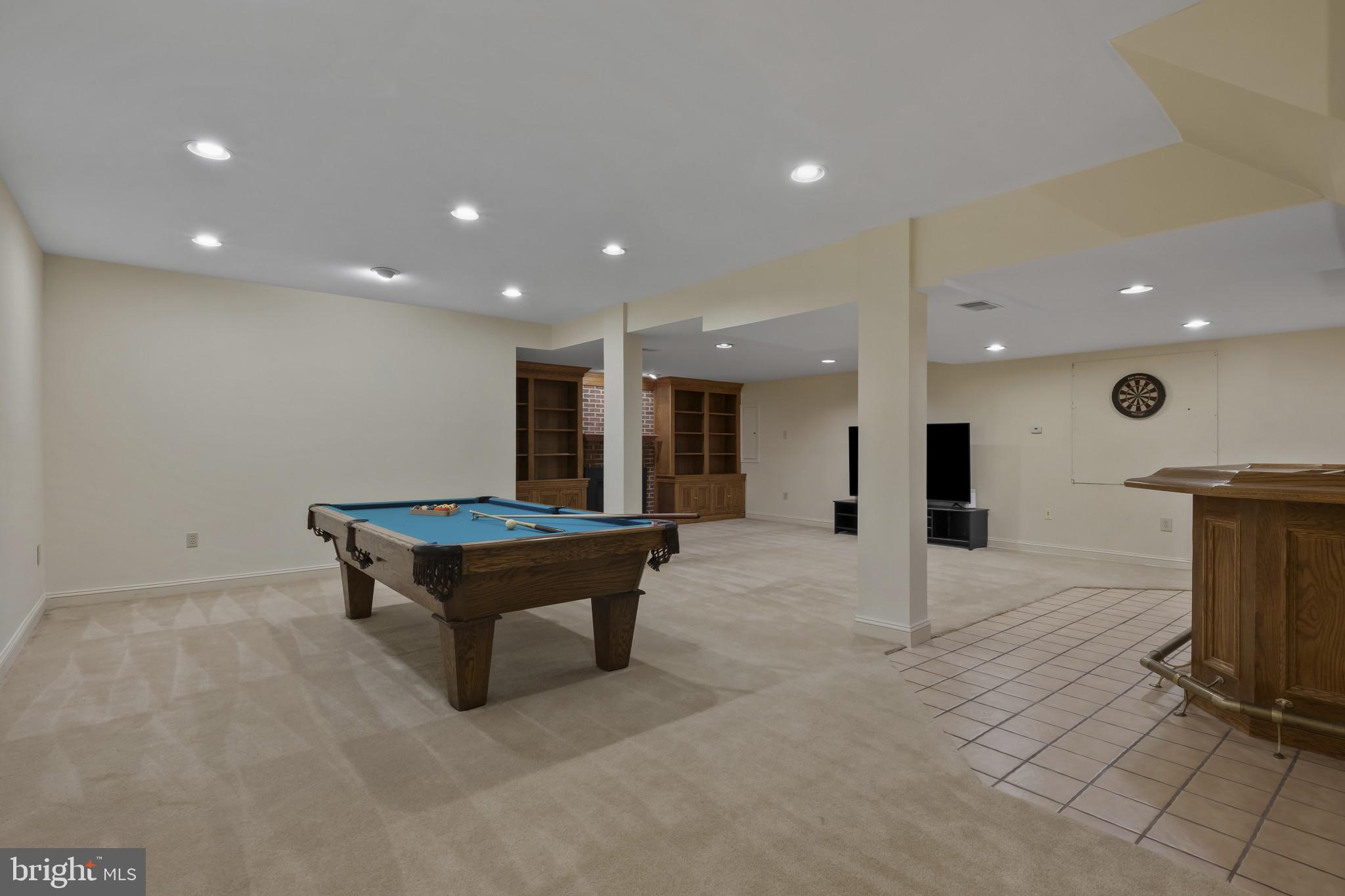 KALMIA FARMS - Residential