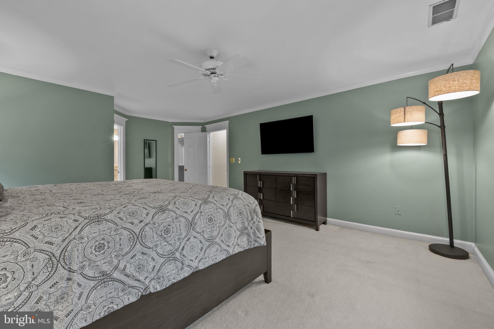 KALMIA FARMS - Residential