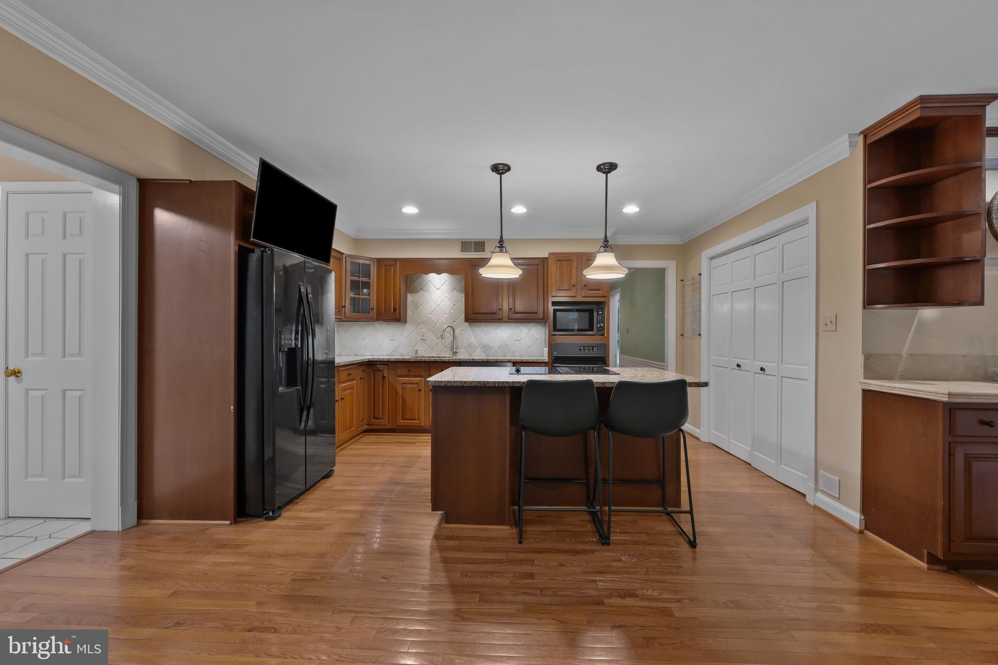 KALMIA FARMS - Residential