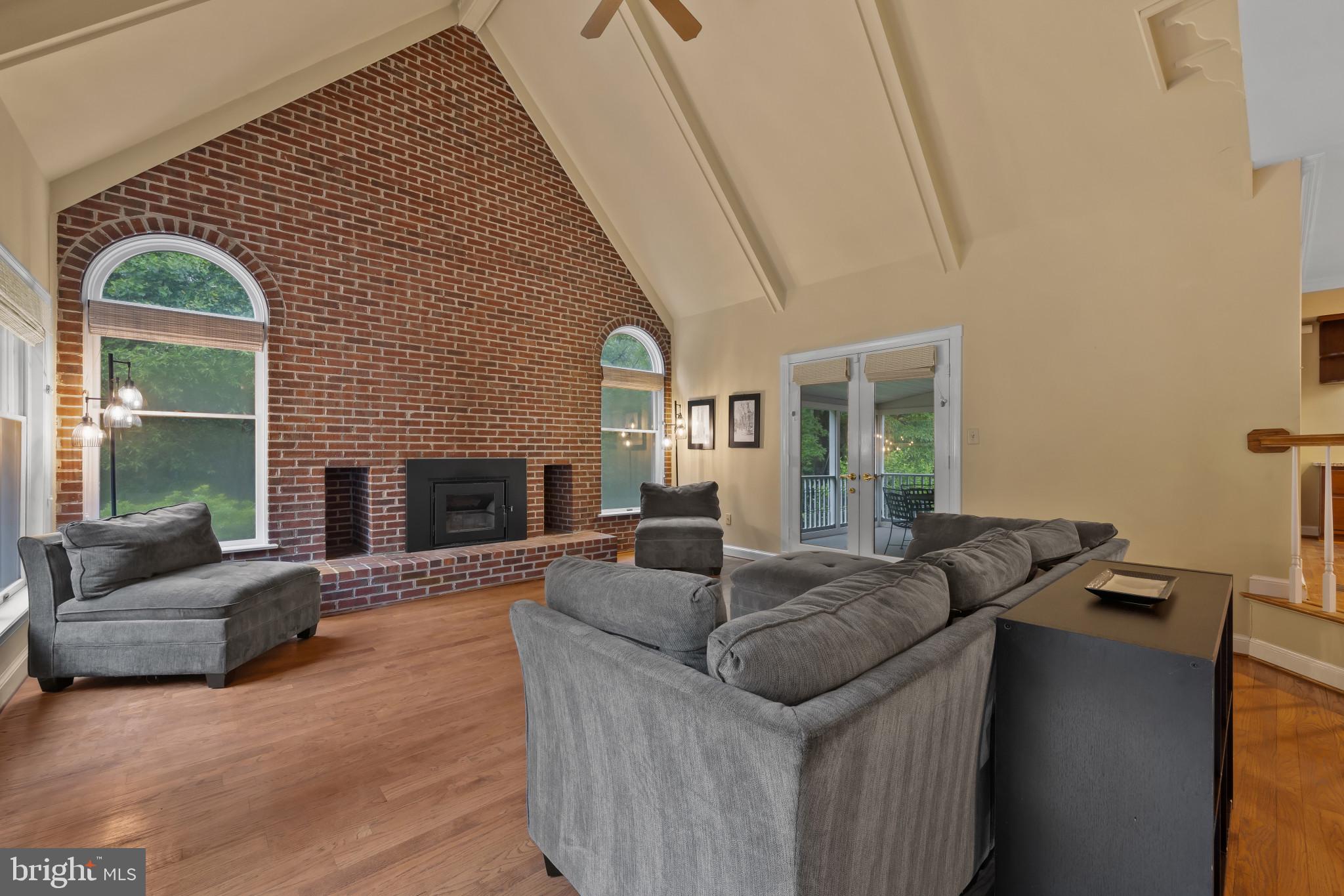 KALMIA FARMS - Residential