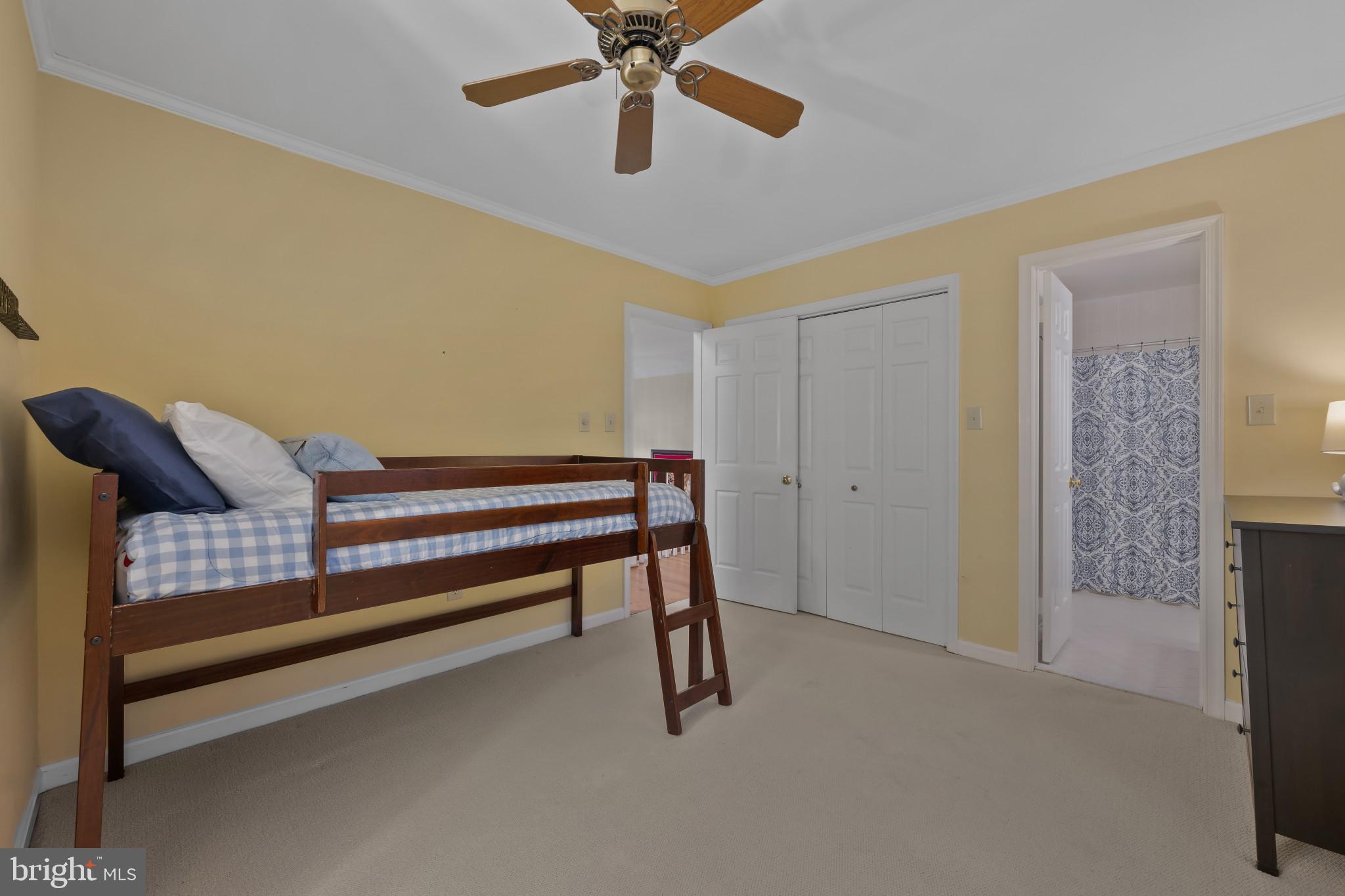 KALMIA FARMS - Residential