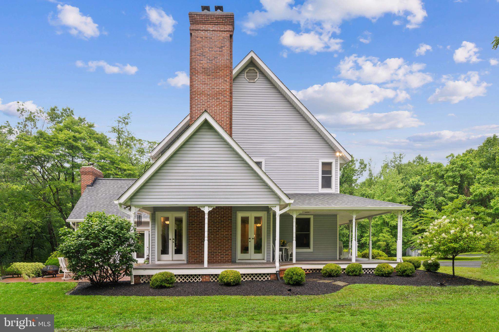 KALMIA FARMS - Residential