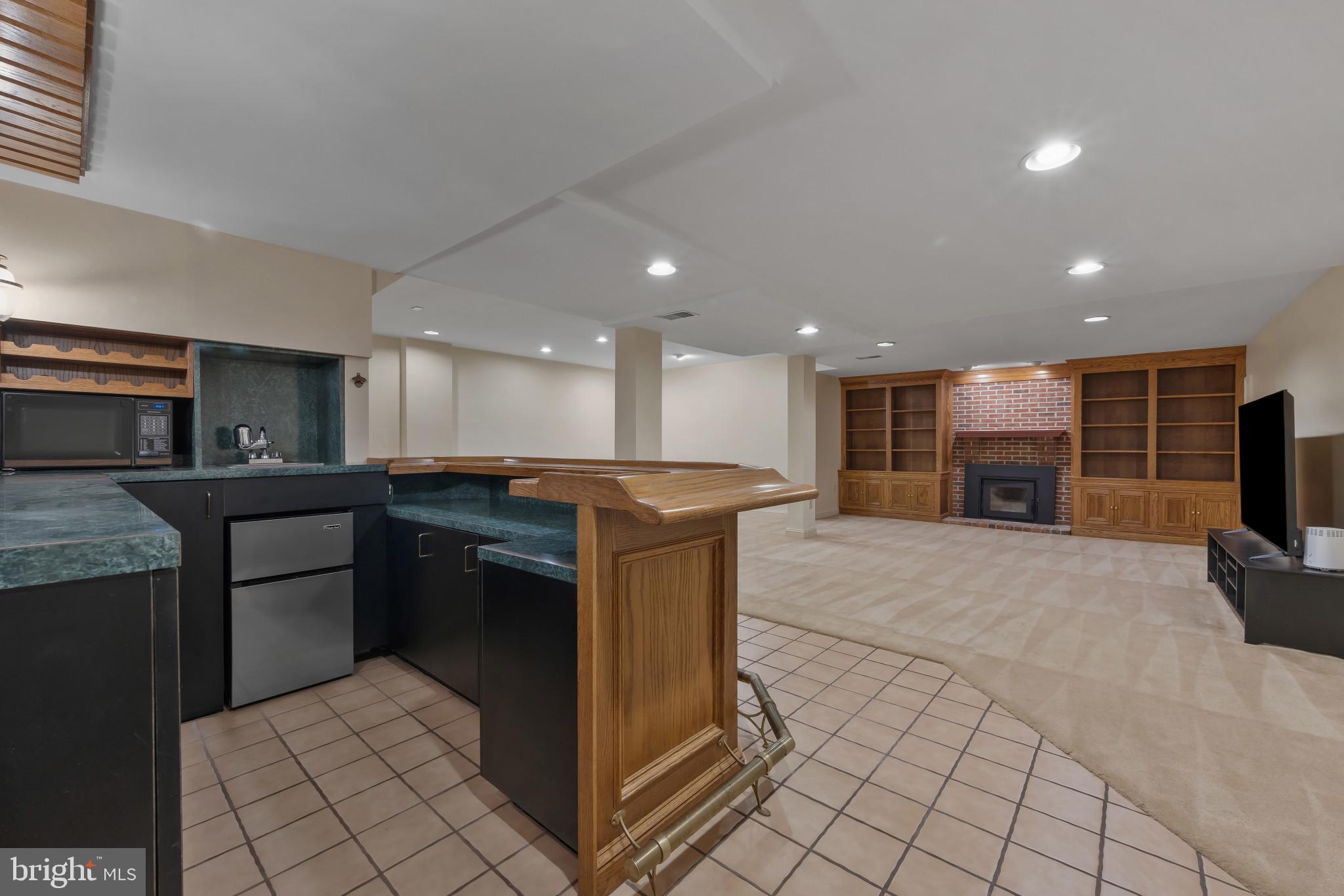 KALMIA FARMS - Residential