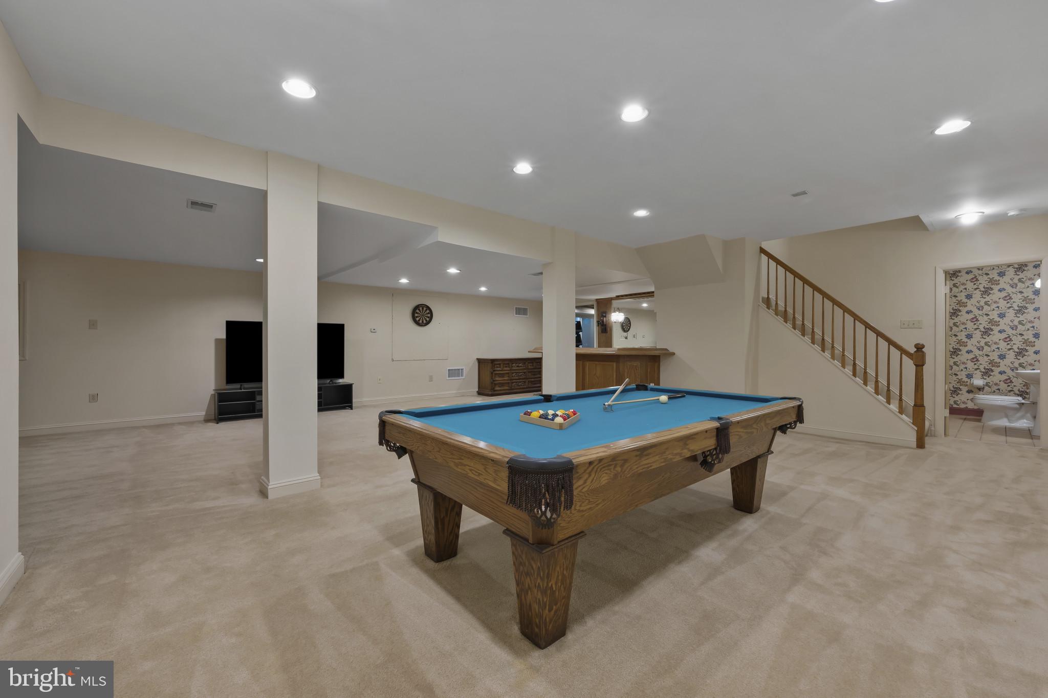 KALMIA FARMS - Residential