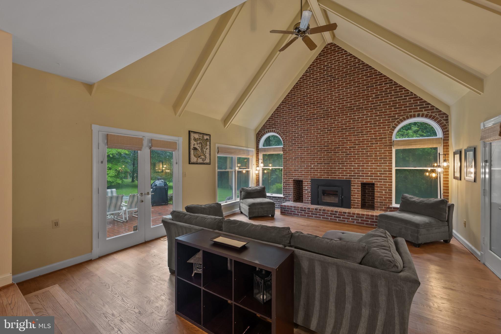 KALMIA FARMS - Residential