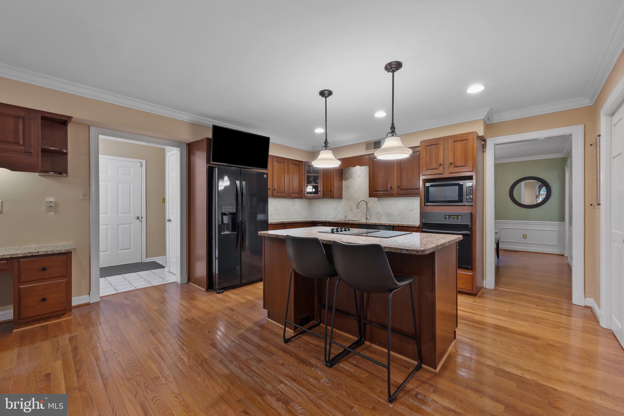 KALMIA FARMS - Residential