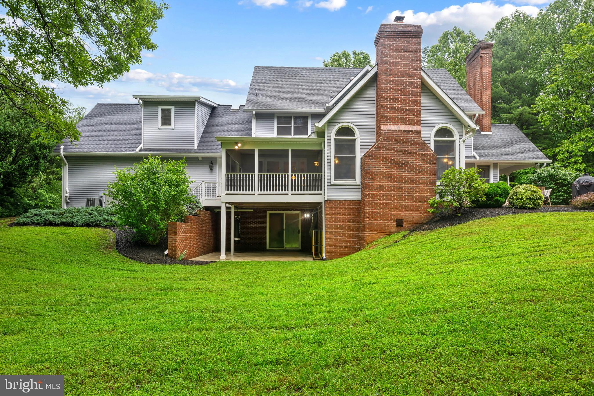 KALMIA FARMS - Residential