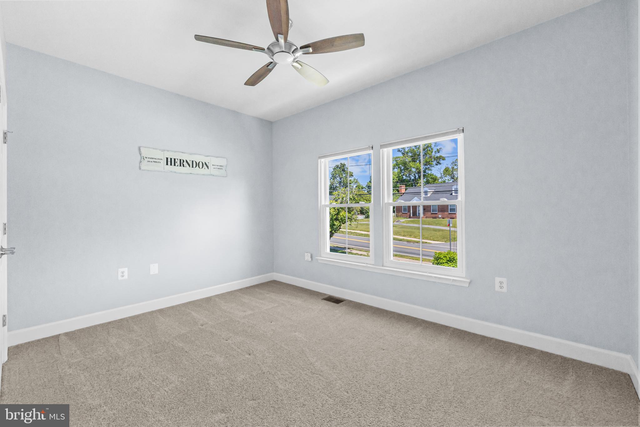 LIONSGATE - Residential