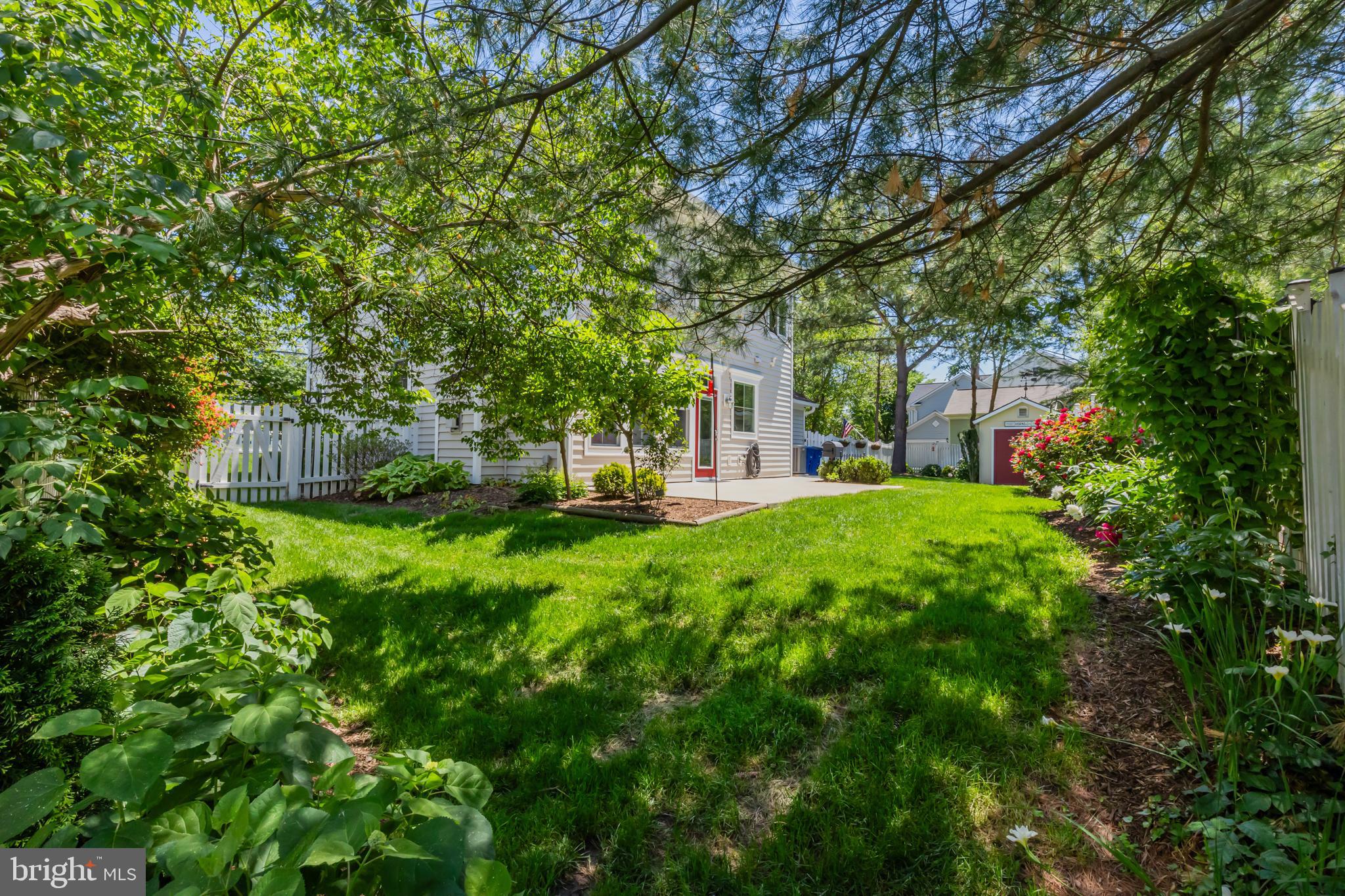 LIONSGATE - Residential