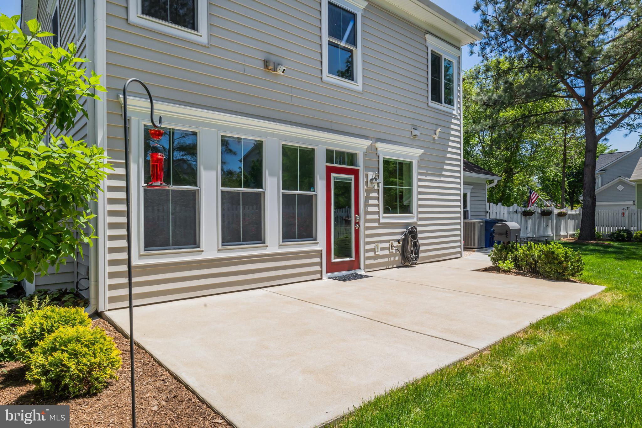LIONSGATE - Residential