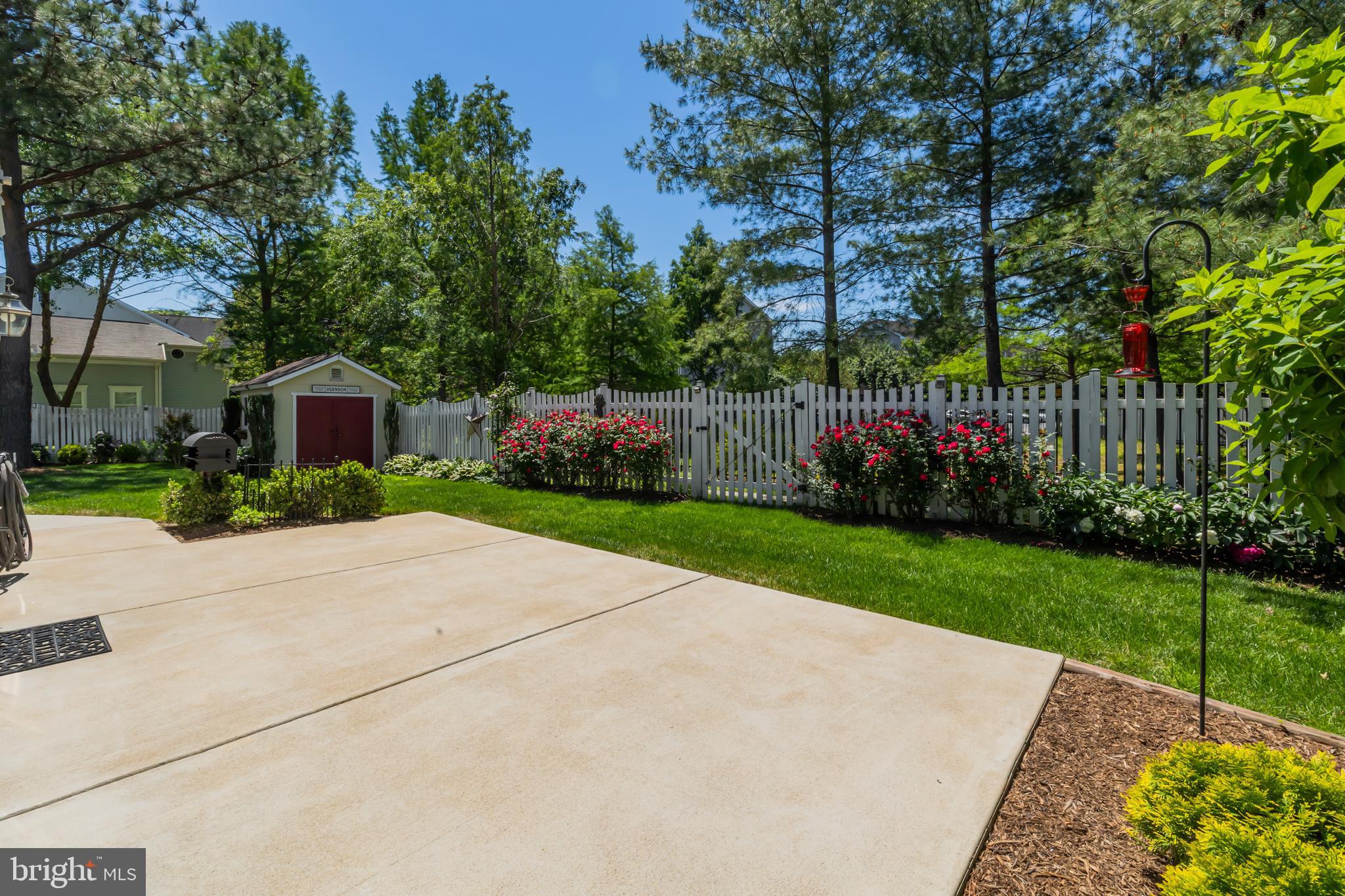 LIONSGATE - Residential