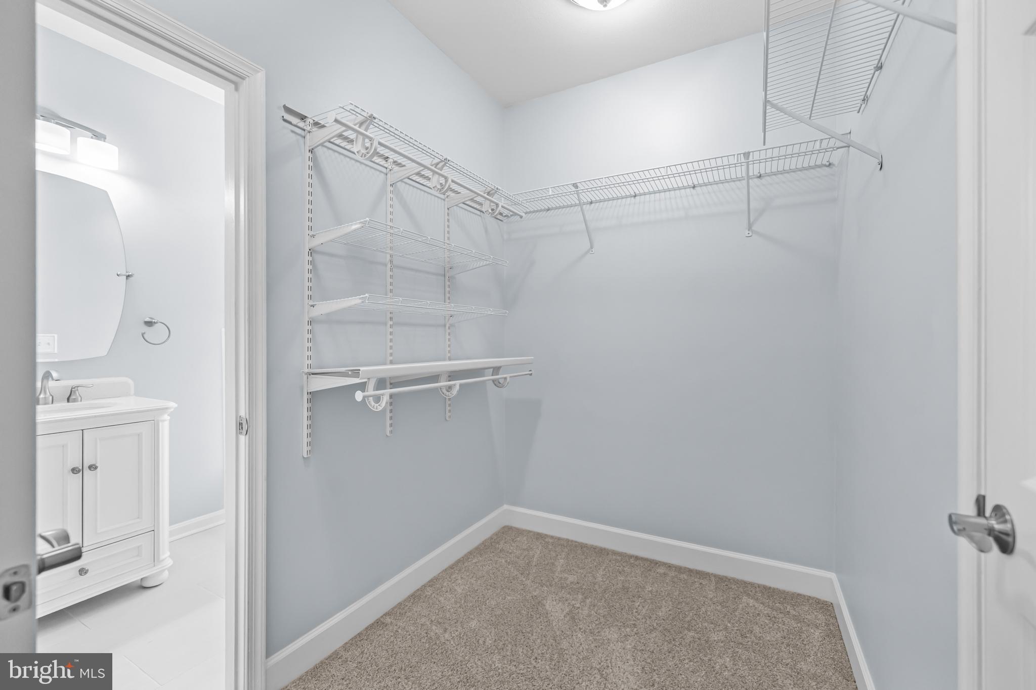 LIONSGATE - Residential