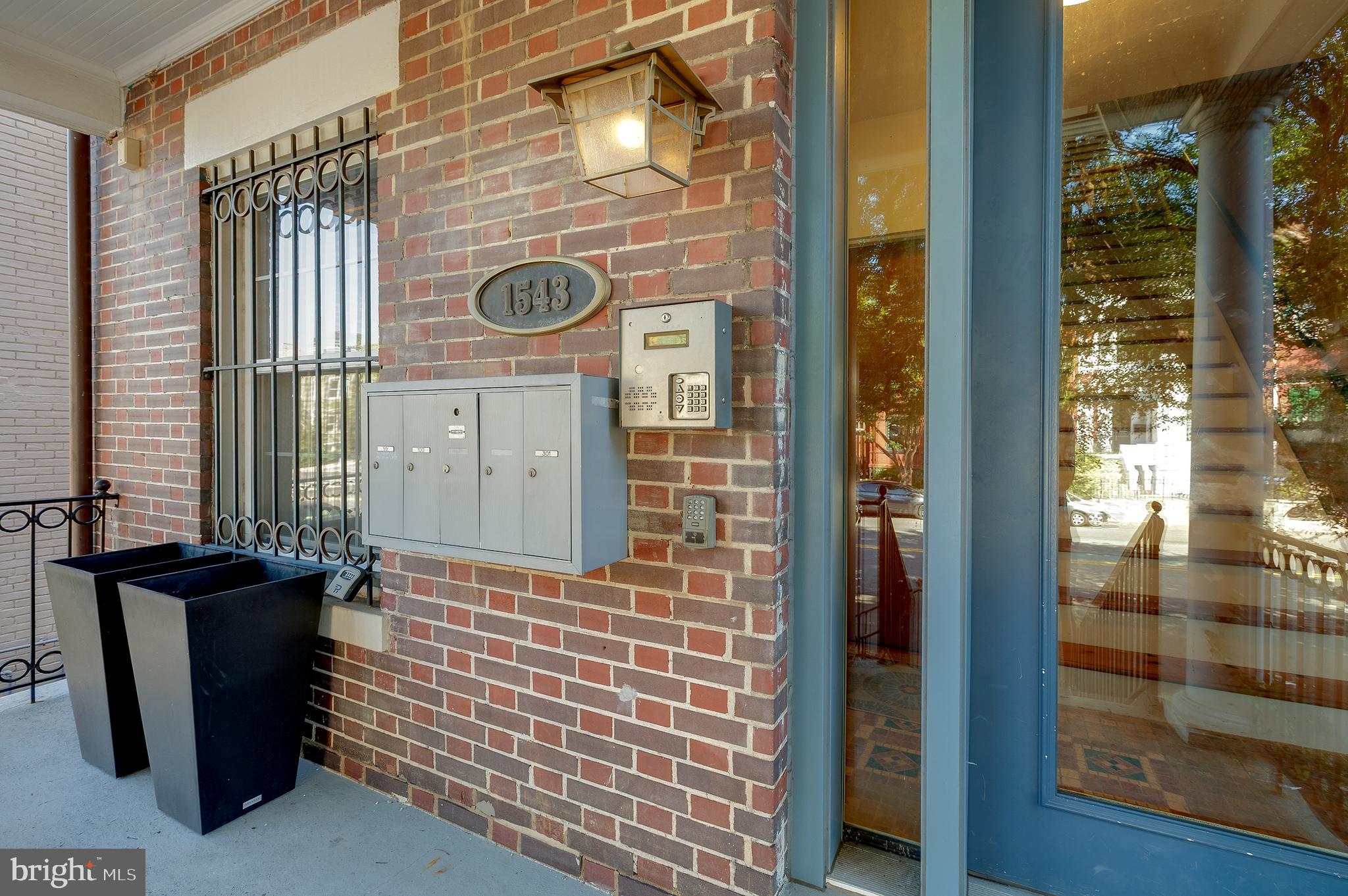 1543 6TH STREET NW 101