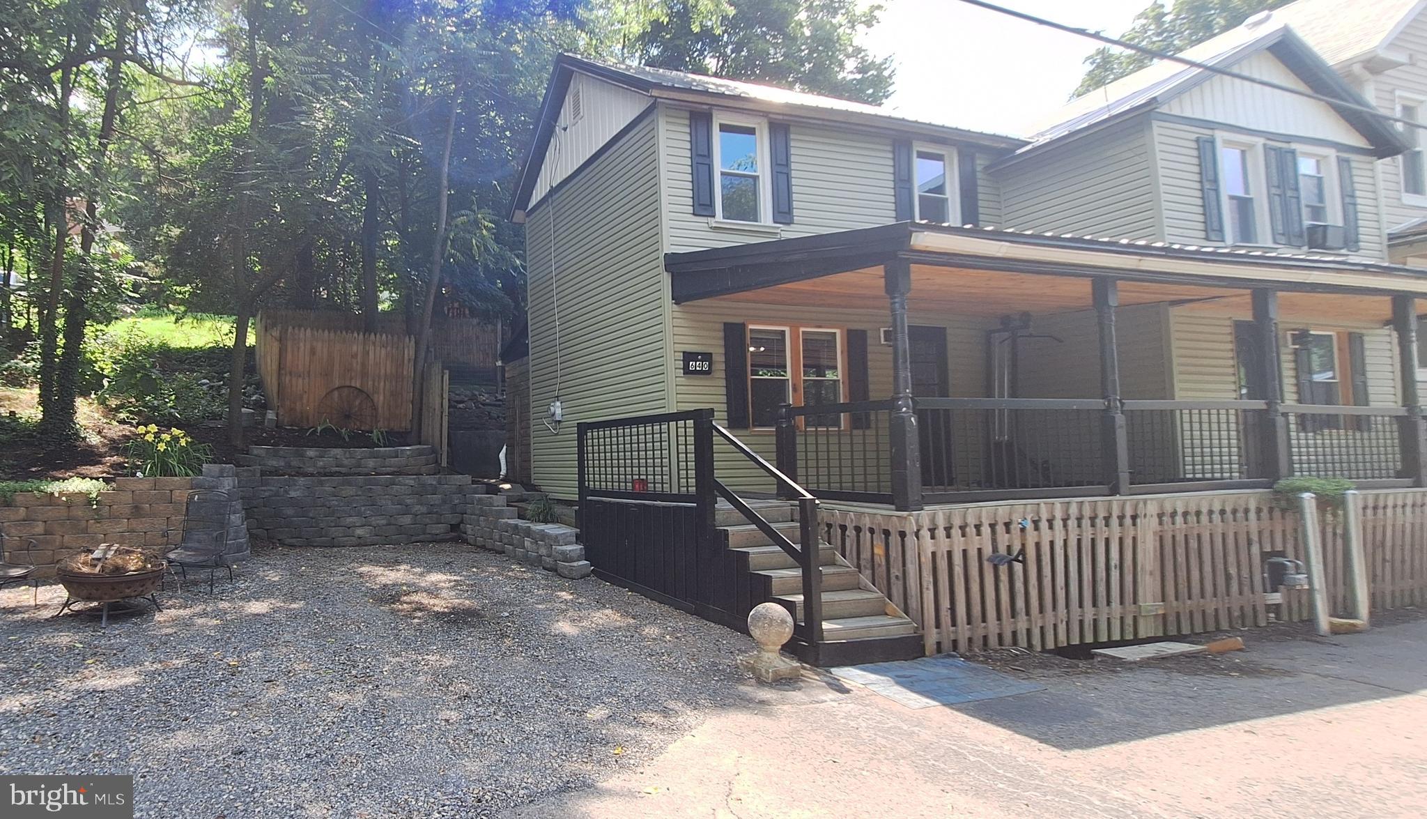 640 BAKER STREET
