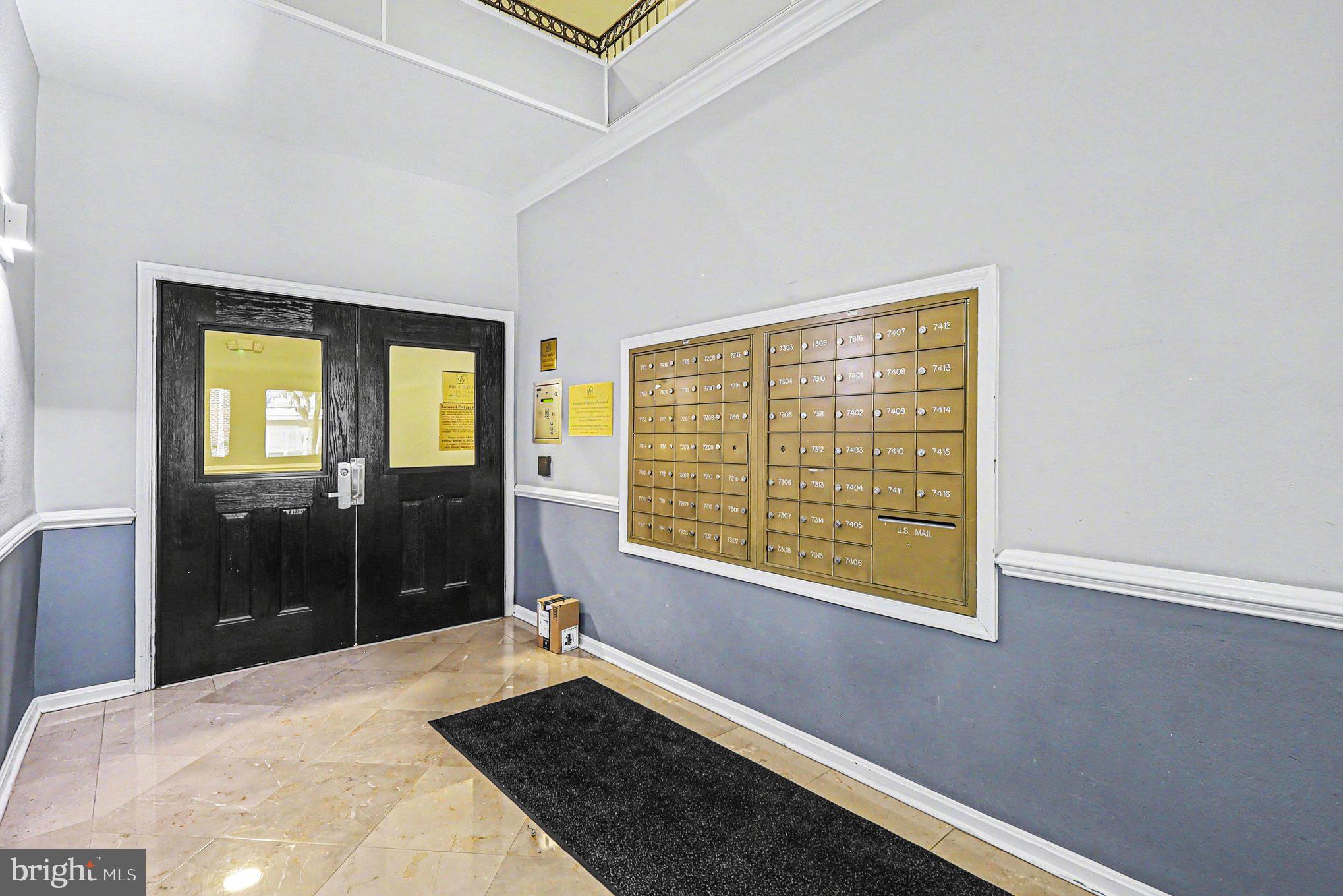 1570 SPRING GATE DRIVE 7201