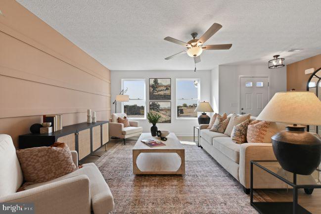 HUNTWELL WEST - Residential