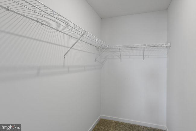 HUNTWELL WEST - Residential