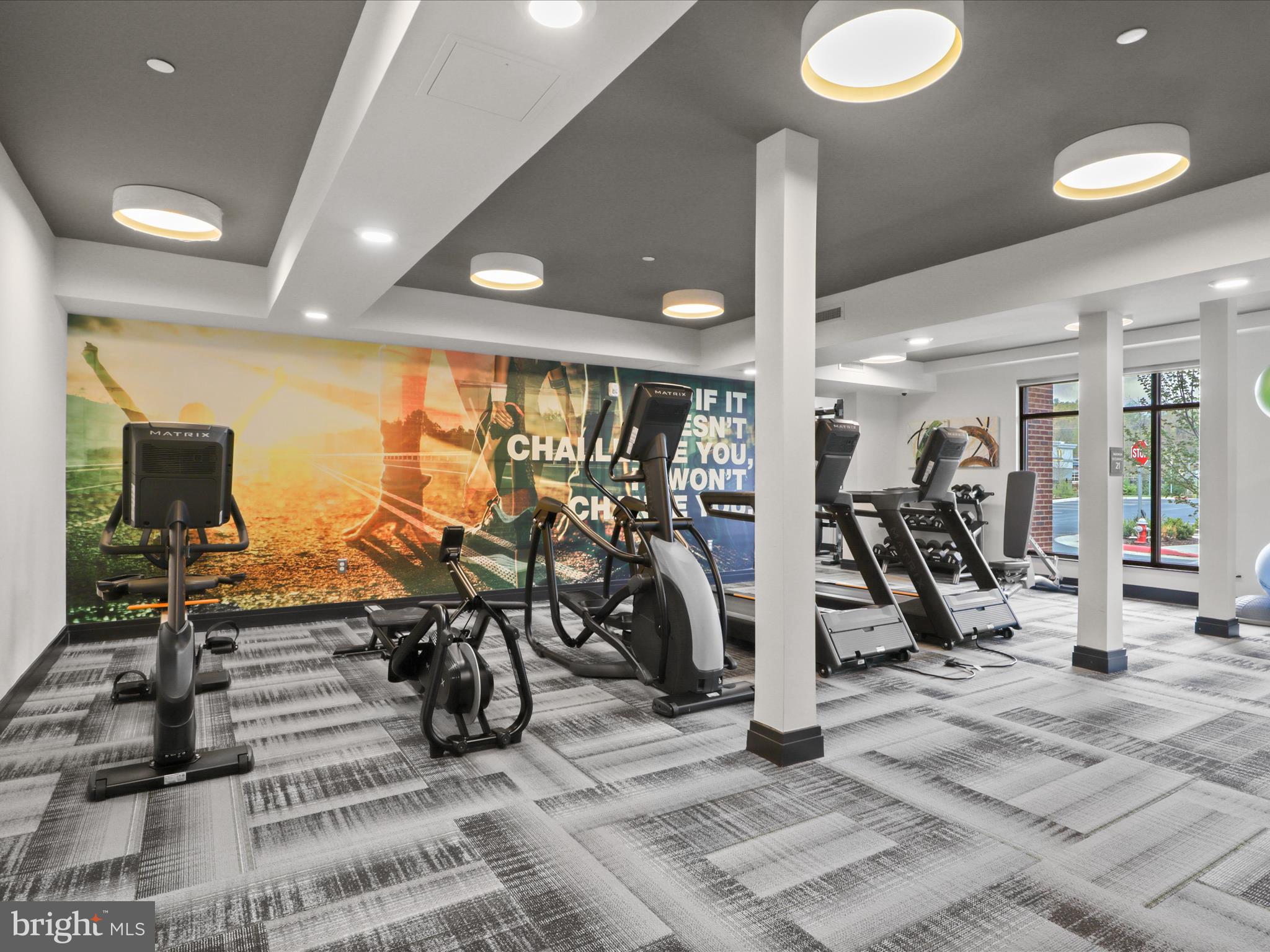 BOULEVARD VI TOWNS - Residential Lease