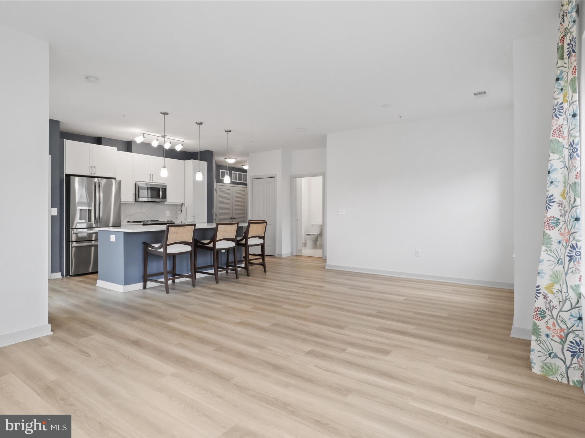 BOULEVARD VI TOWNS - Residential Lease