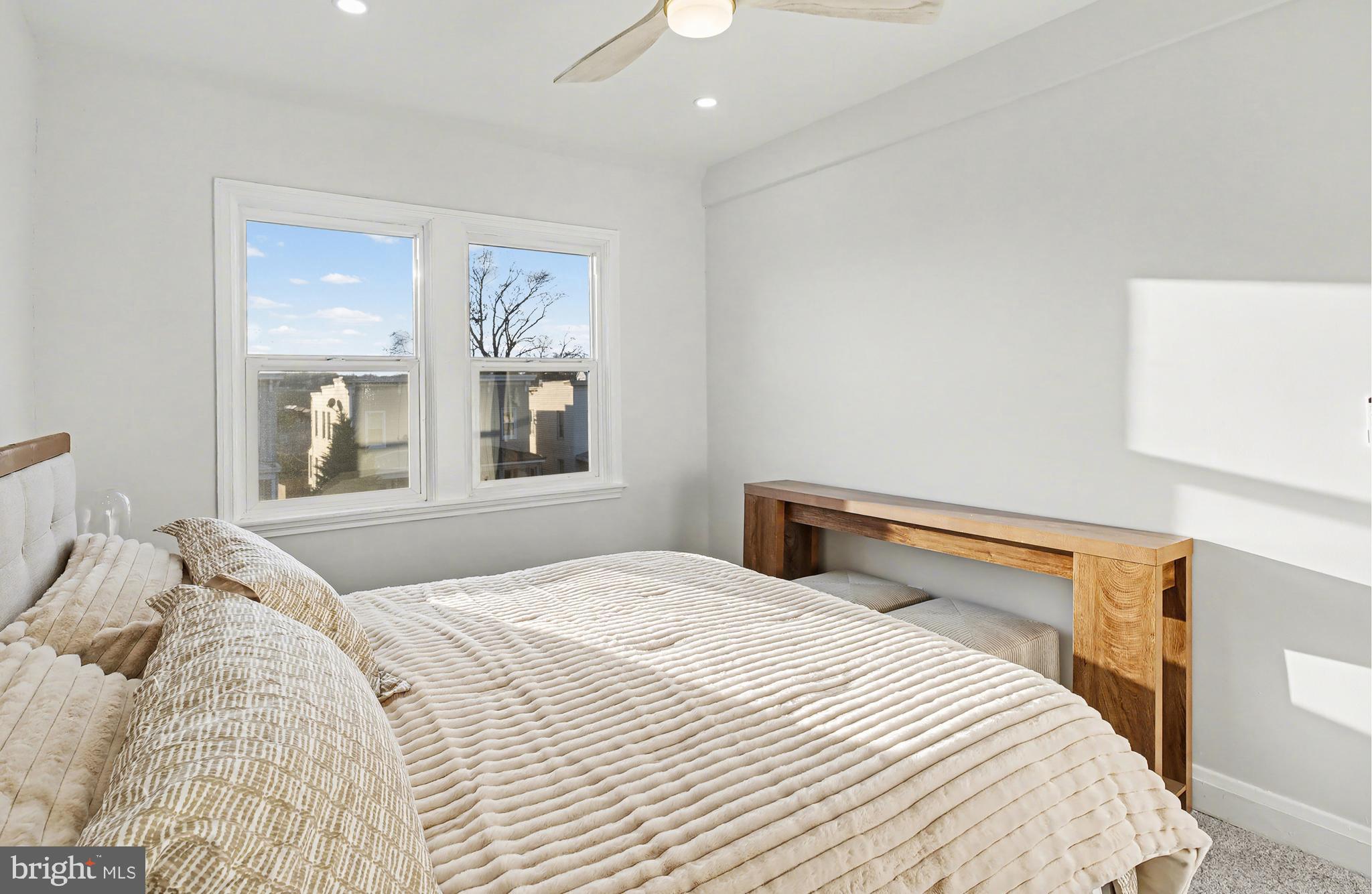 HOES HEIGHTS - Residential