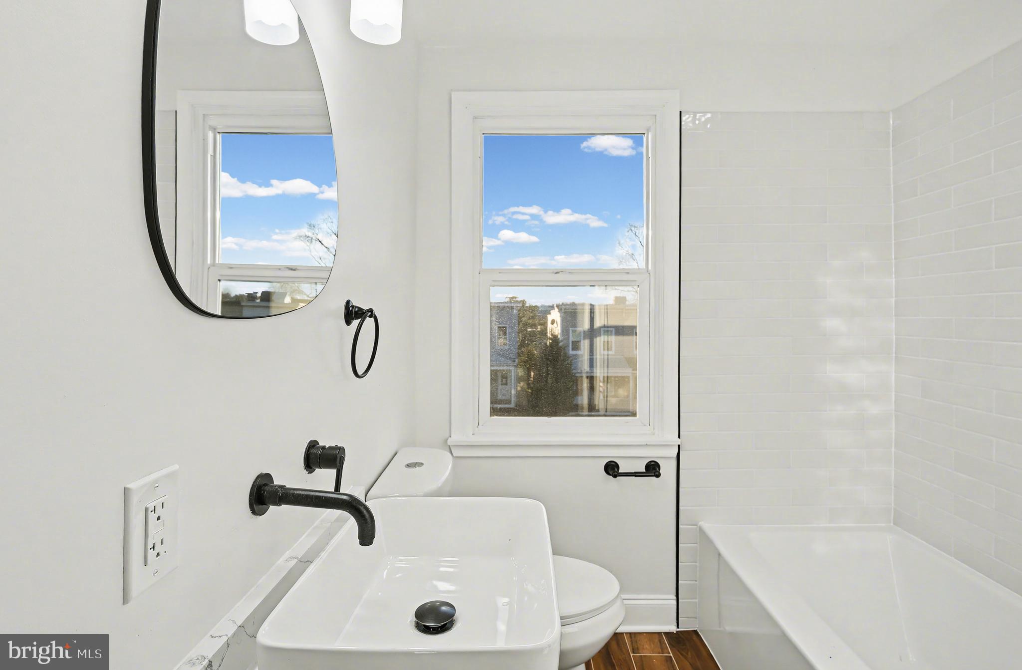 HOES HEIGHTS - Residential