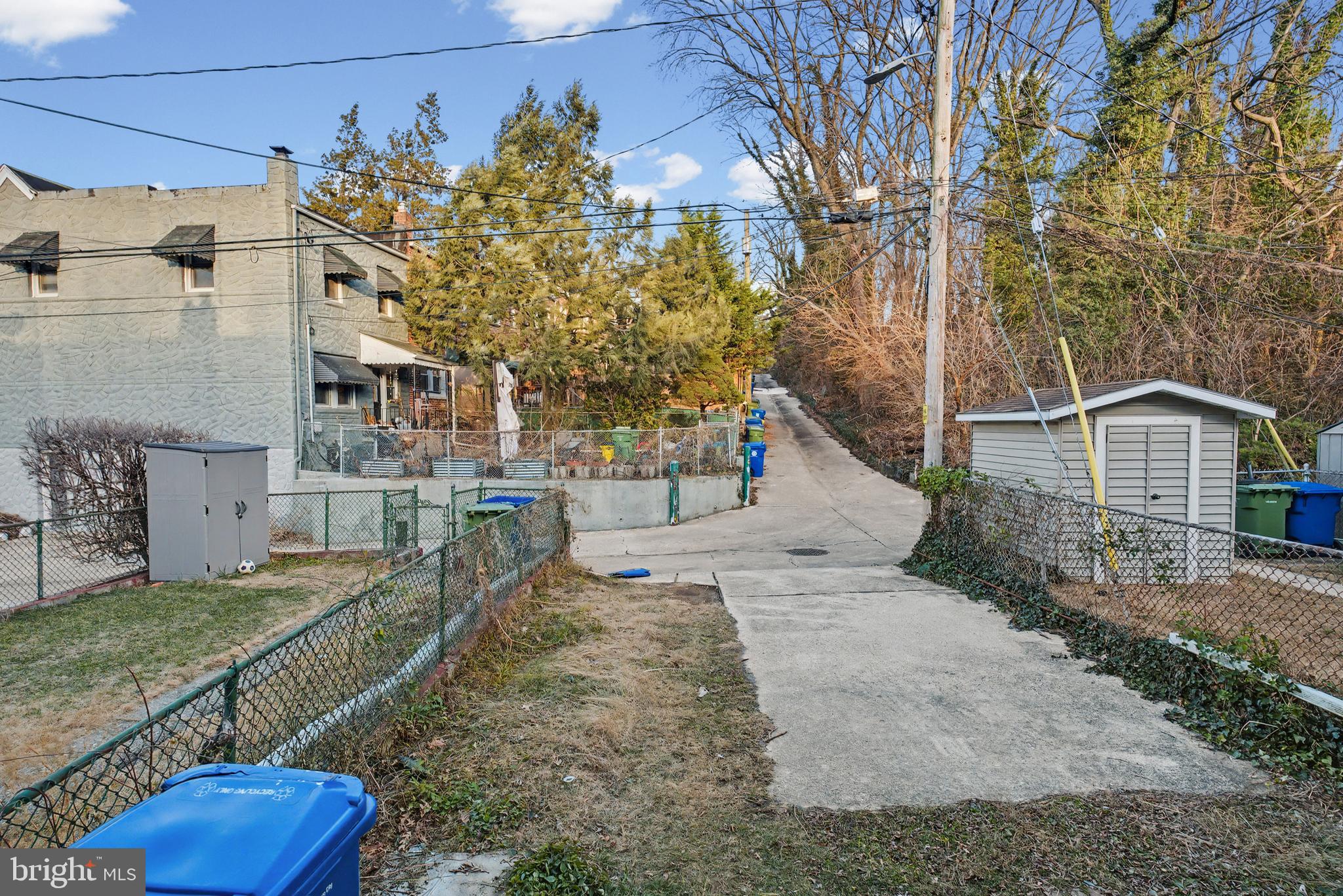 HOES HEIGHTS - Residential