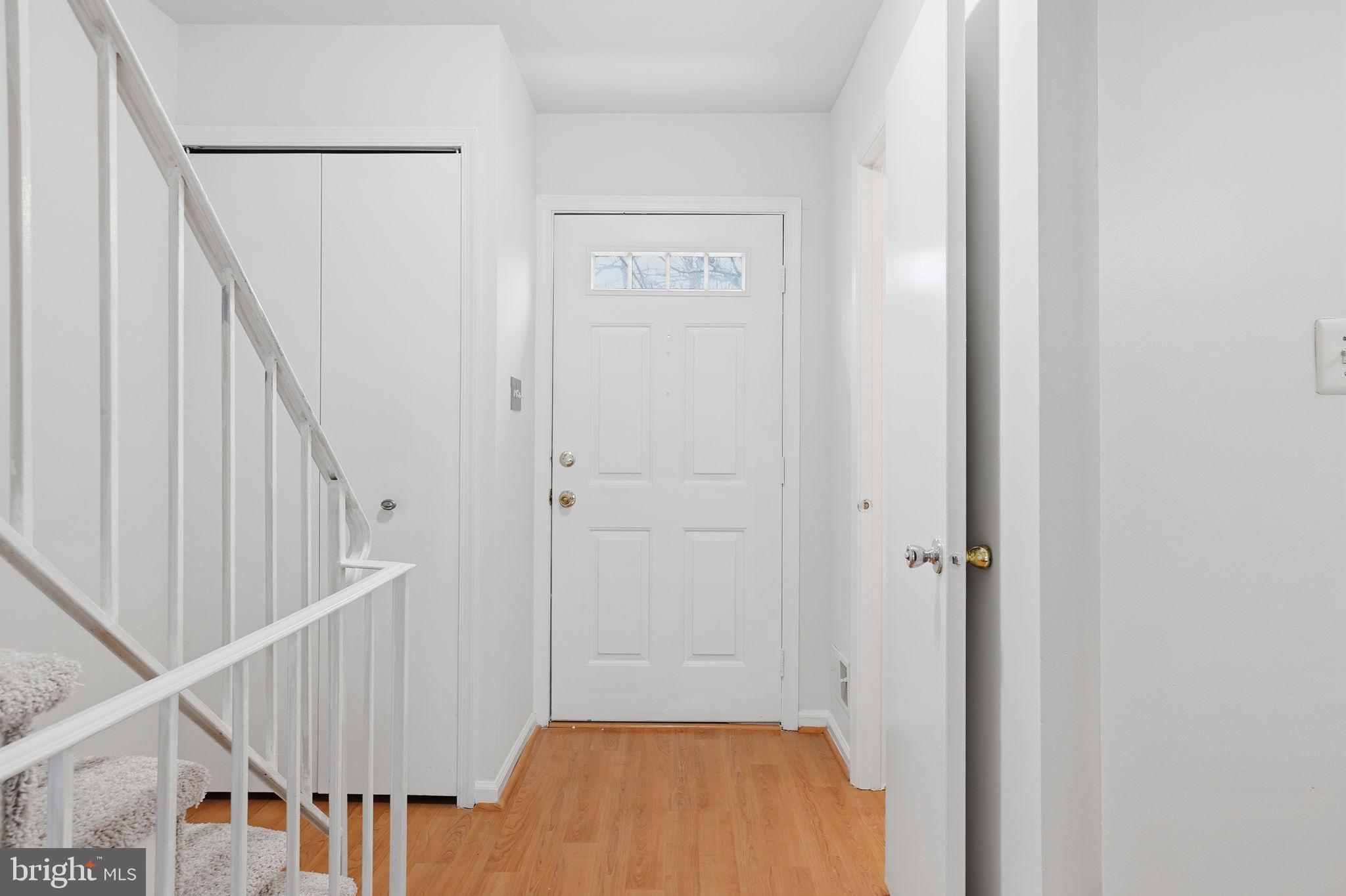 7923 PEBBLE BROOK COURT