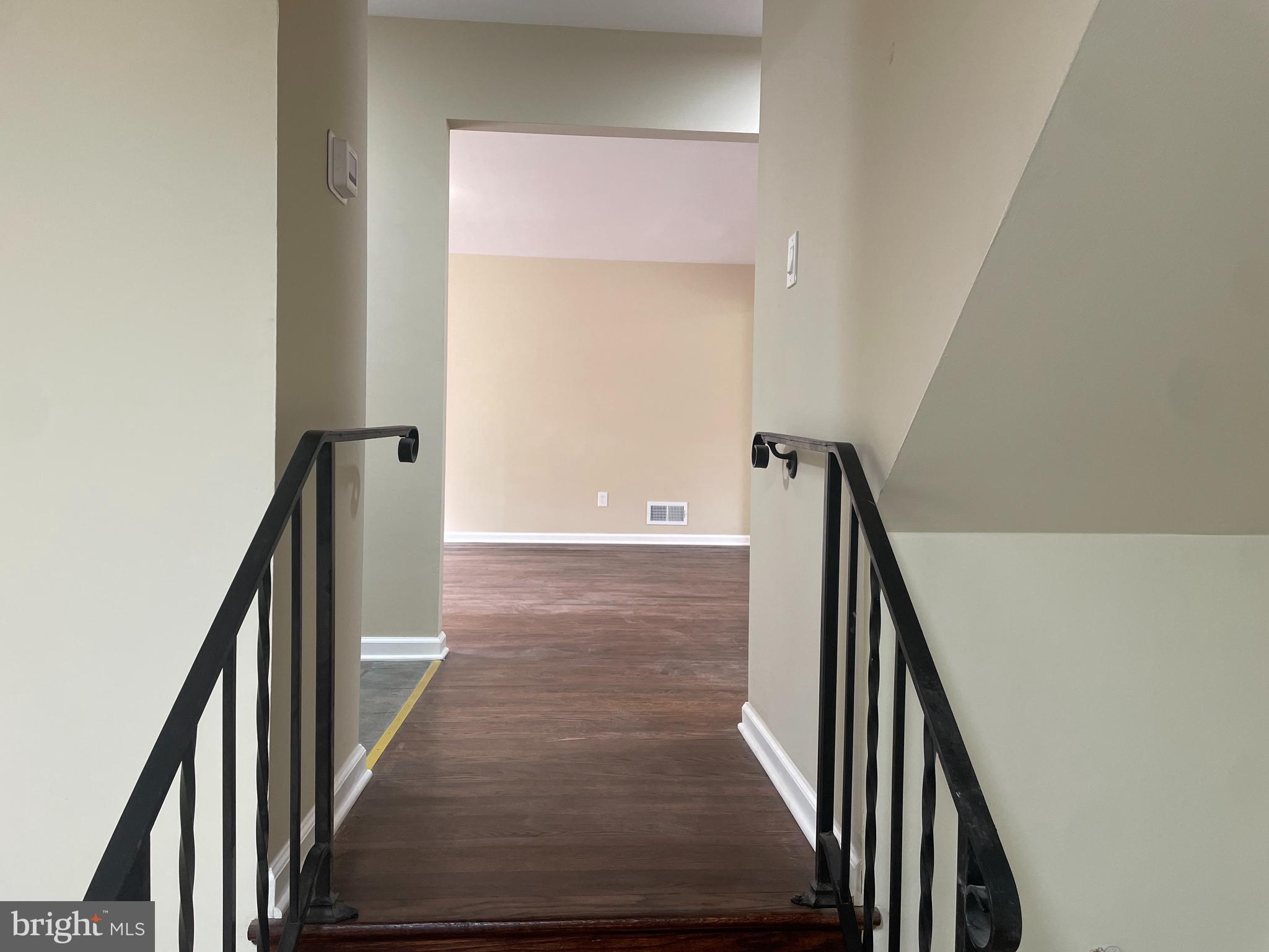 SHERWOOD FOREST - Residential Lease