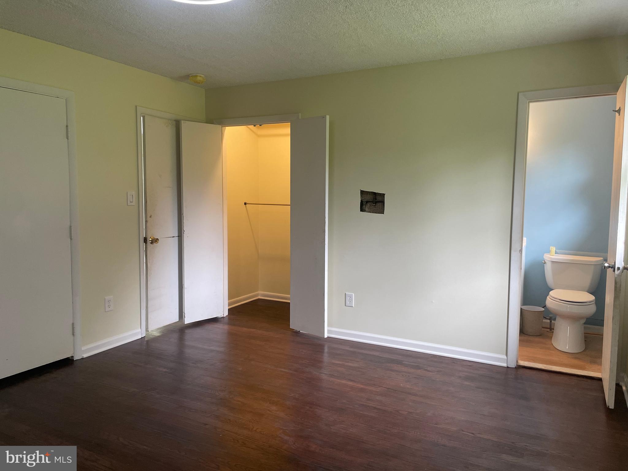 SHERWOOD FOREST - Residential Lease