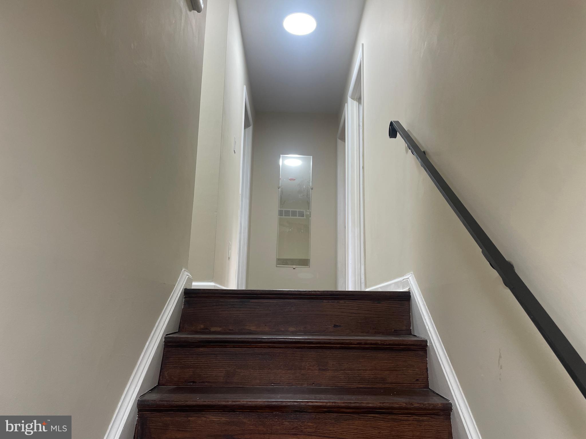 SHERWOOD FOREST - Residential Lease