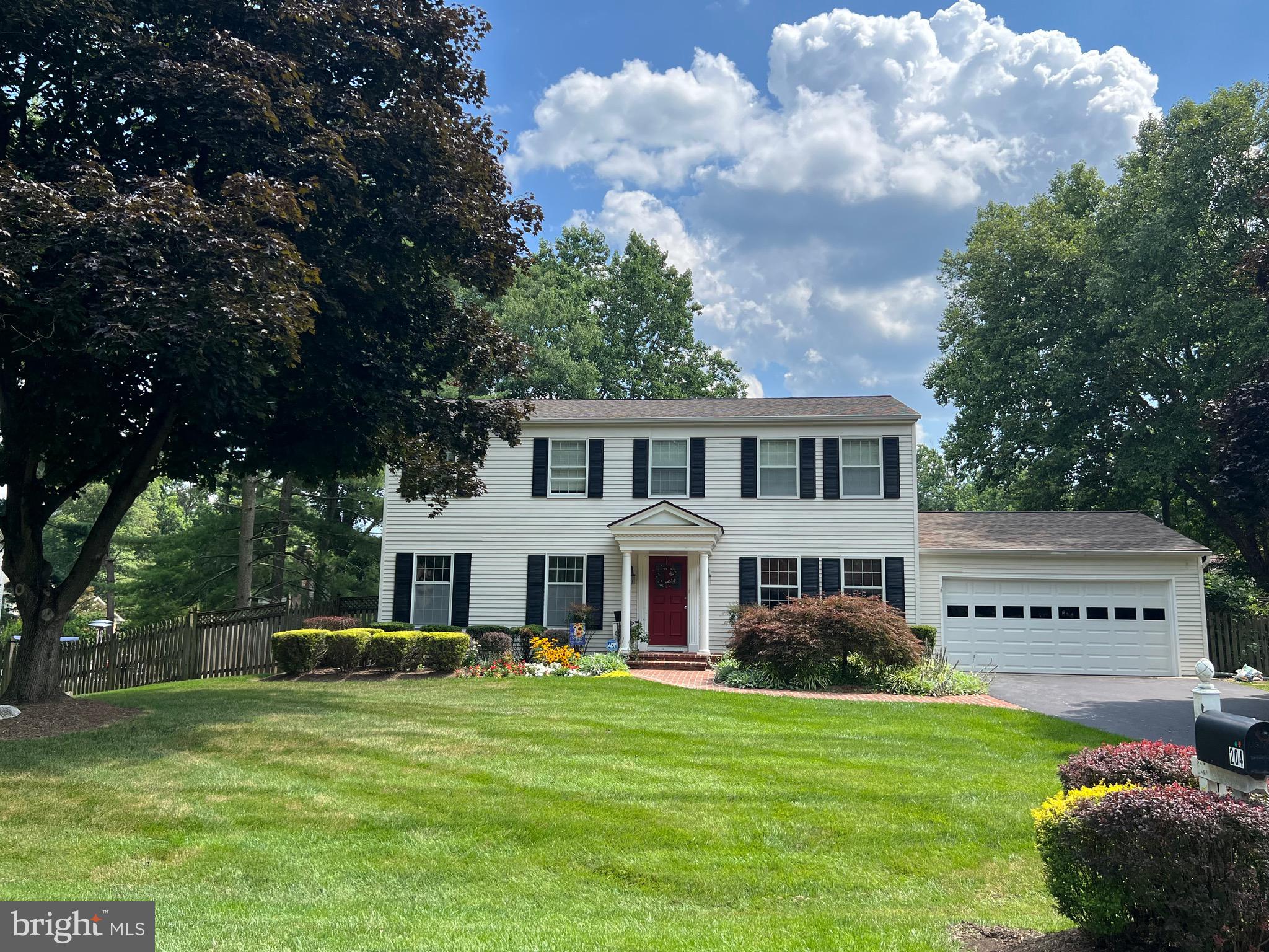 STONEGATE - Residential